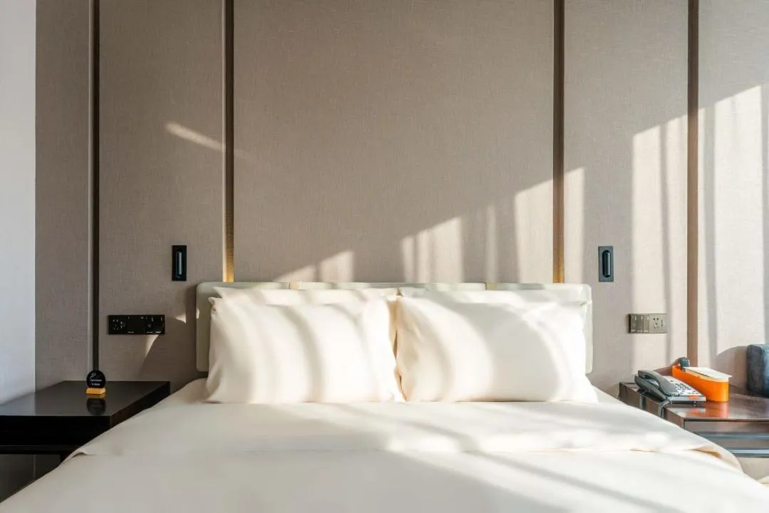 Bed in Atour Hotel Beijing Dahongmen Yintai