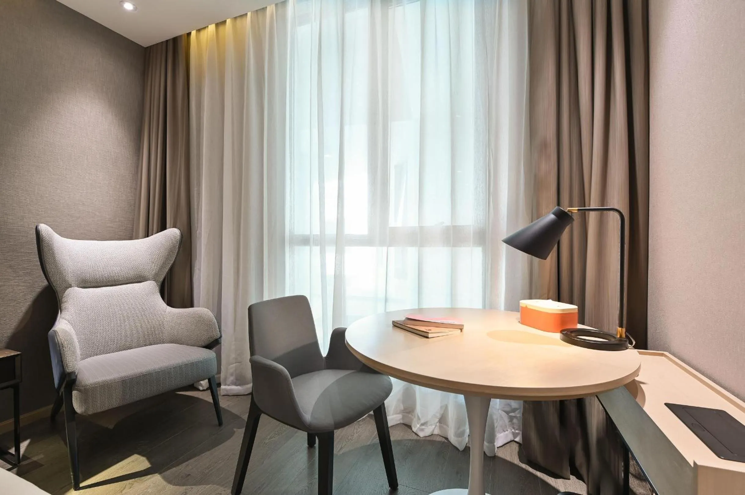 Atour Hotel Tianjin Eye