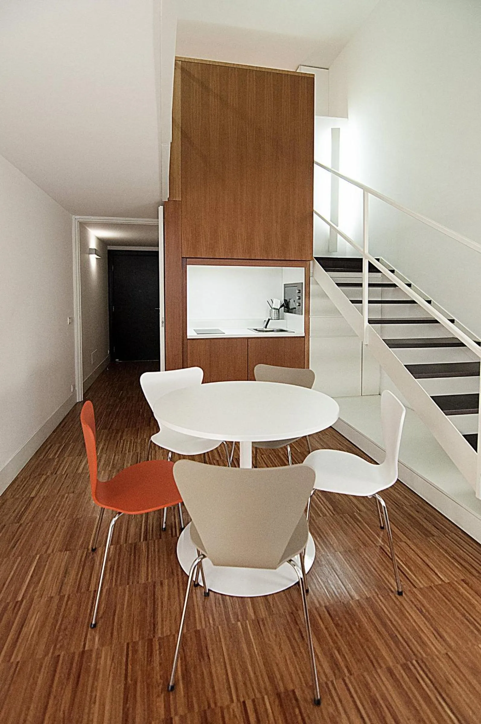 Kitchen or kitchenette in BB Hotels Aparthotel Desuite