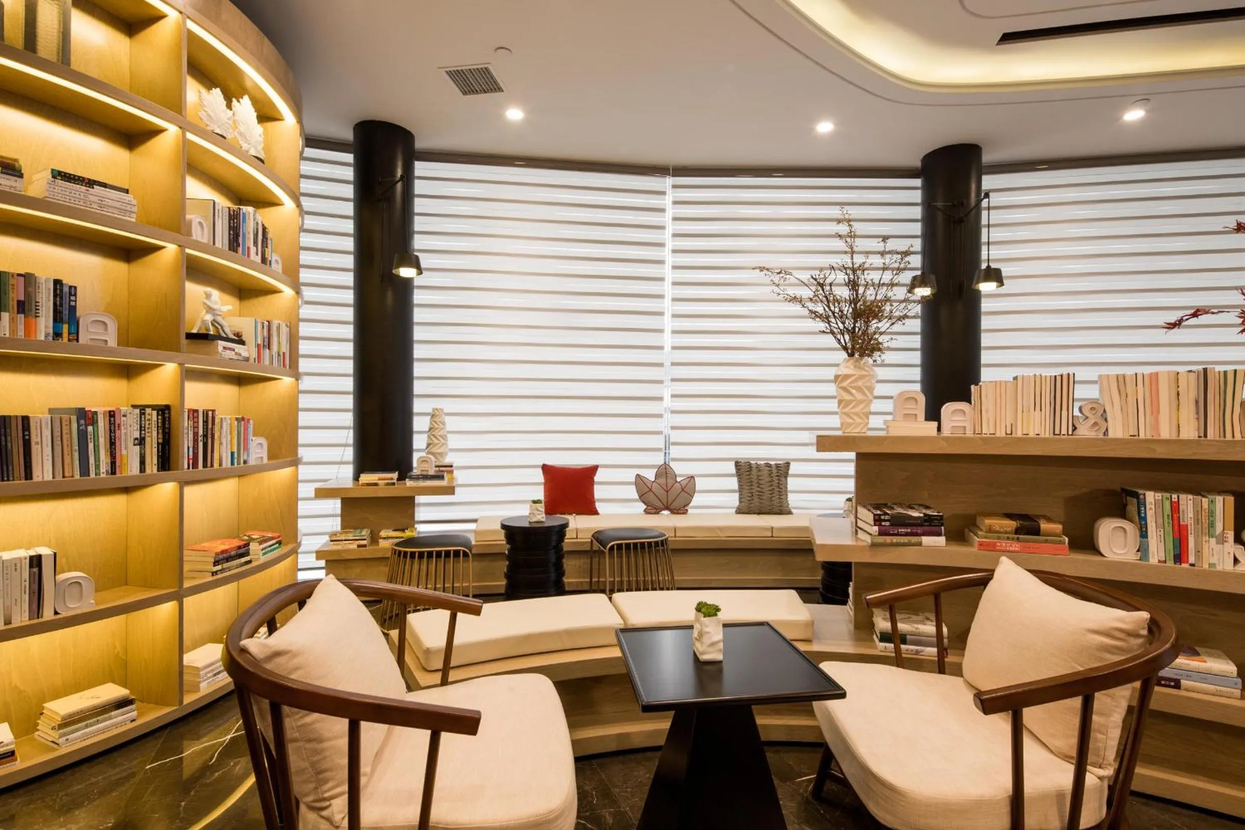 Atour Hotel Beijing Yansha Sanyuan Bridge