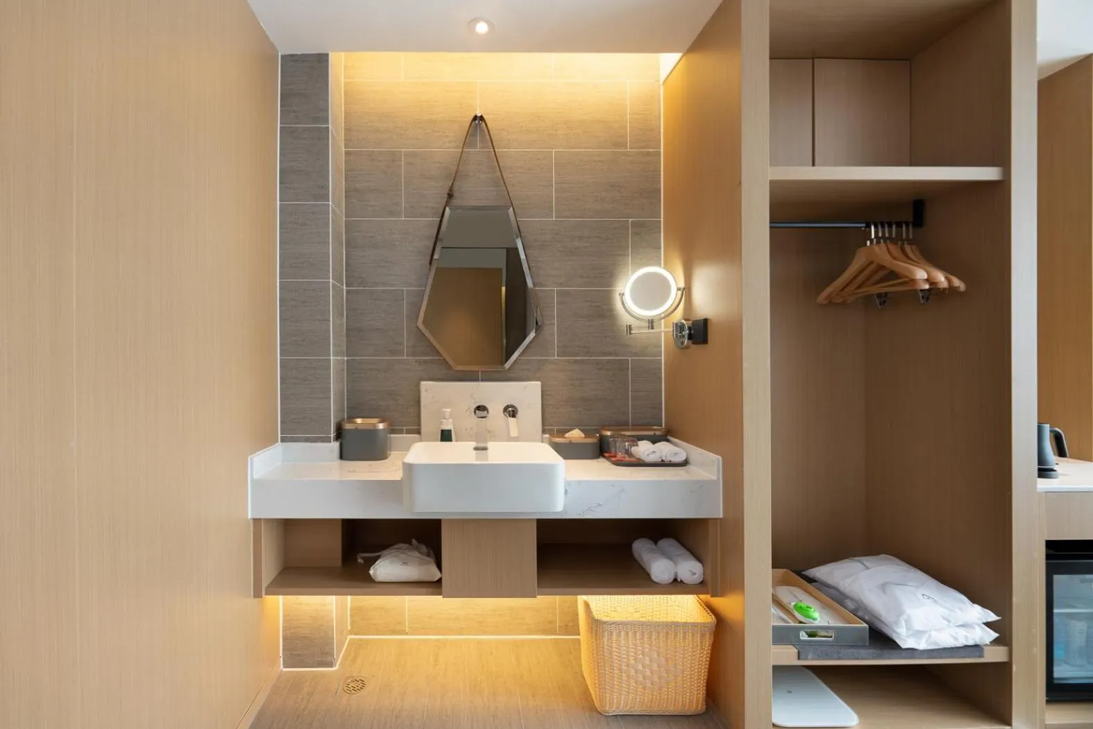 Photo of the whole room in Atour S Hotel Xinghai Square