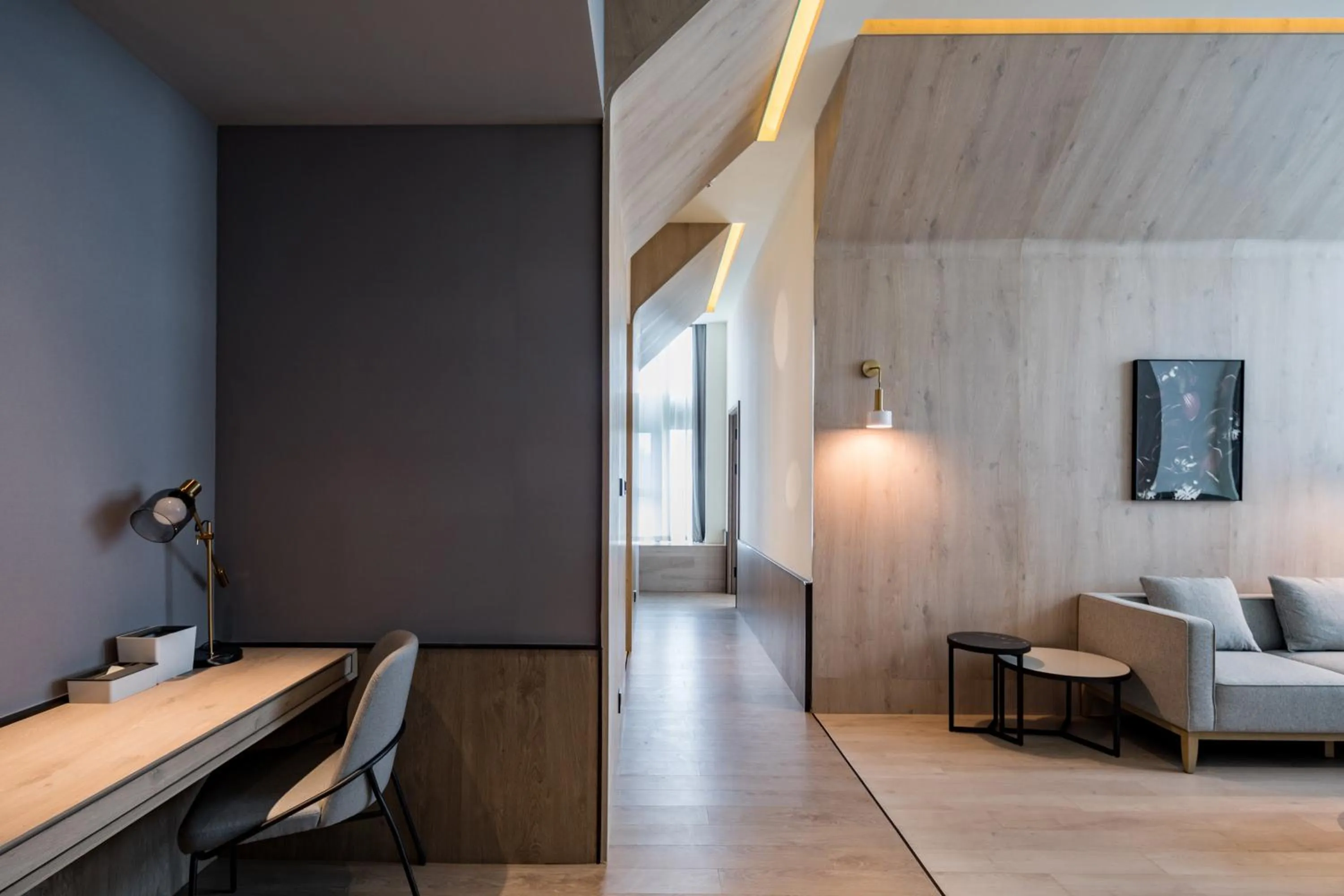 Living room in Atour S Hotel Shanghai Hongqiao Center Aegean-Late night Congee