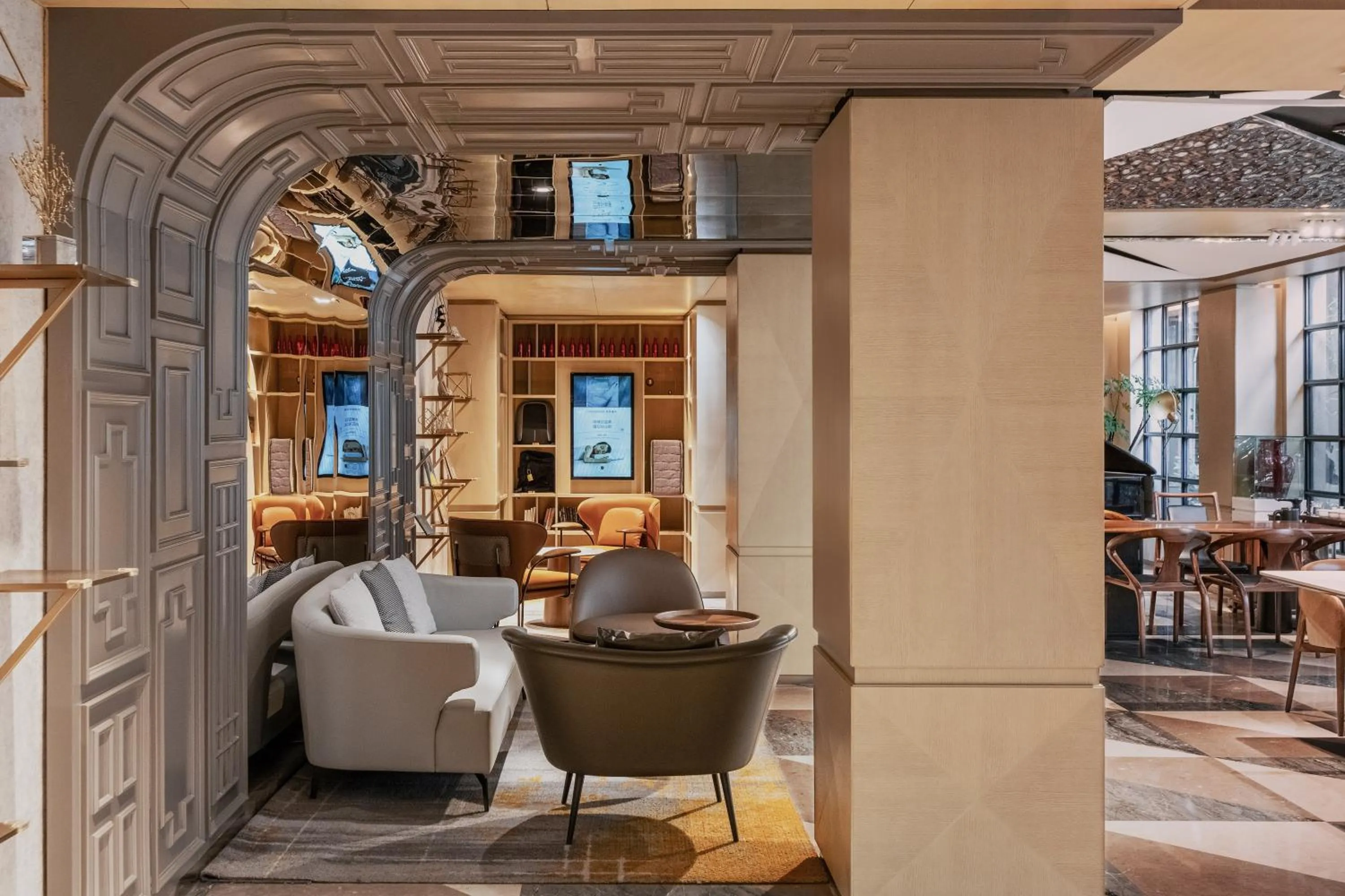 Lobby or reception in Atour Hotel Nanjing East Road, The Bund-Self-service free laundry-Free Night Snacks