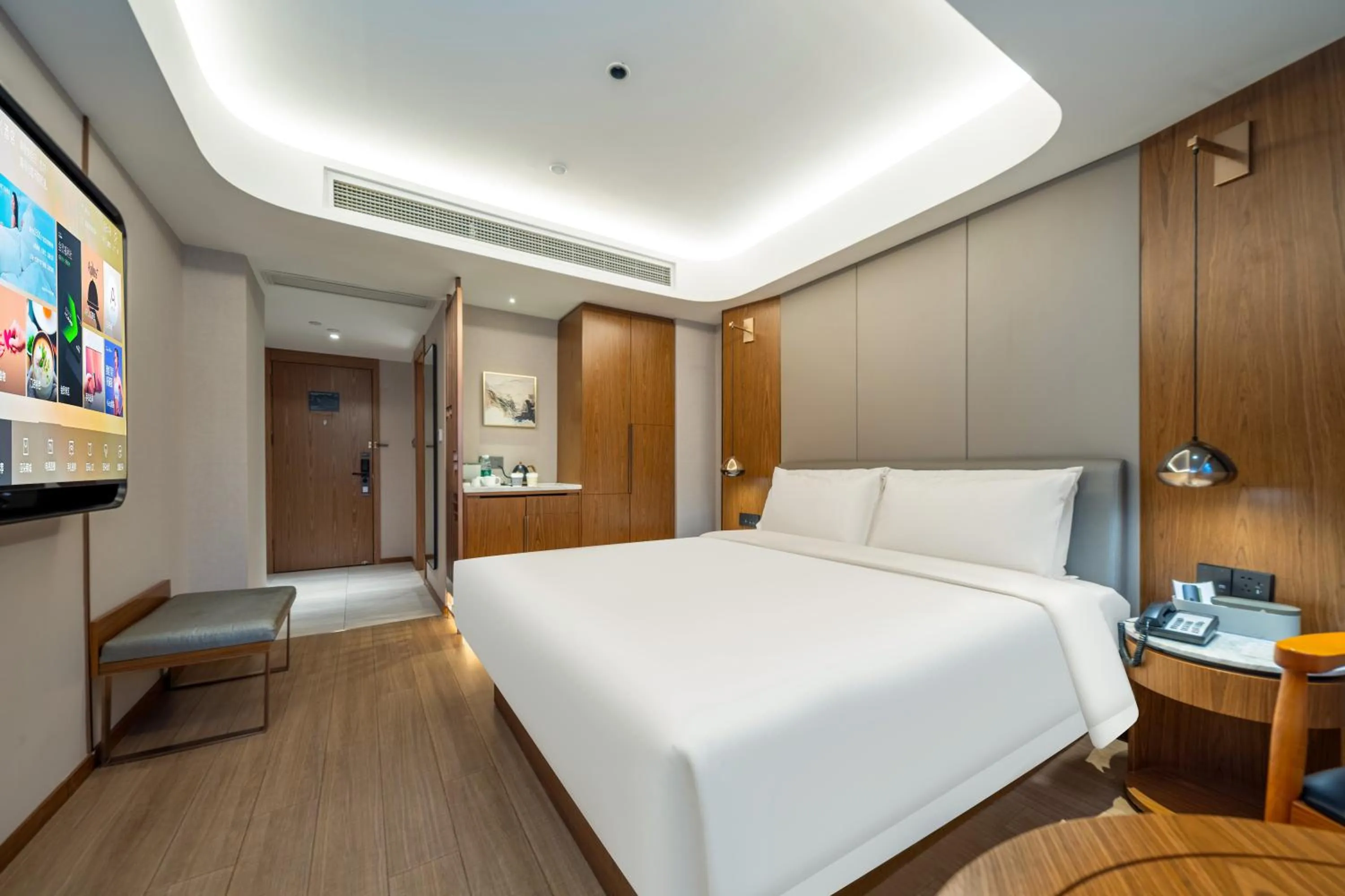 Bedroom, Bed in Atour X Hotel Shanghai Lujiazui Binjiang Avenue