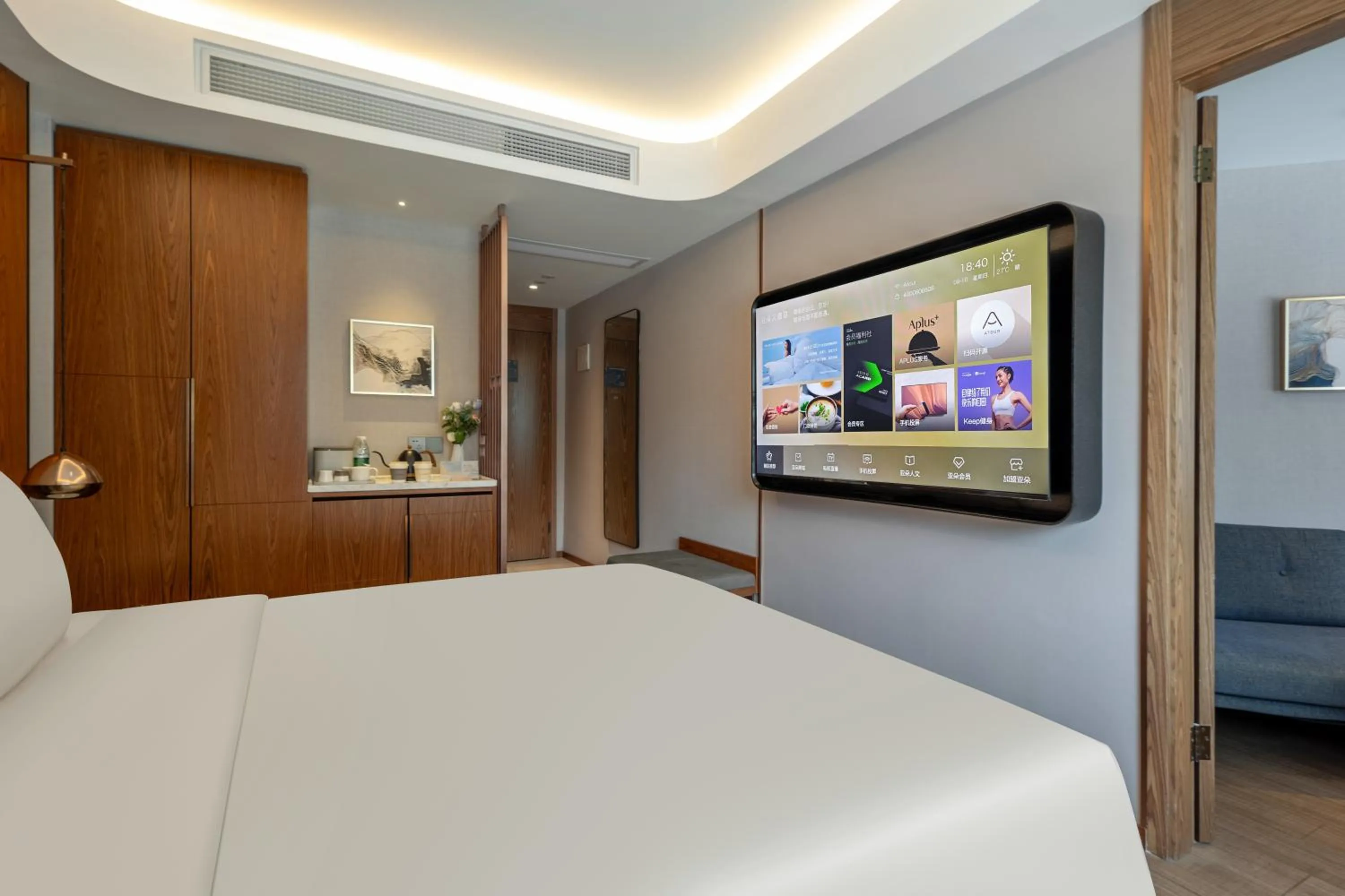 Bed in Atour X Hotel Shanghai Lujiazui Binjiang Avenue