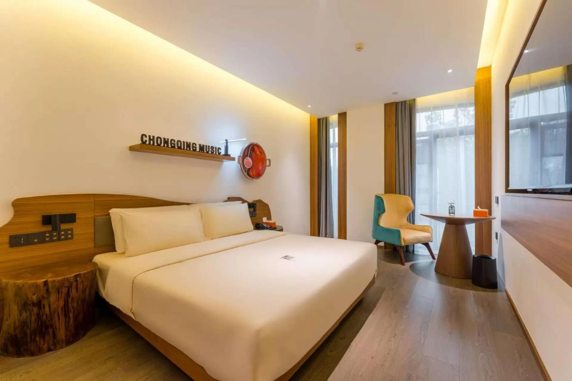 Bed in Atour Hotel Chongqing Tiandi NetEase Cloud Music