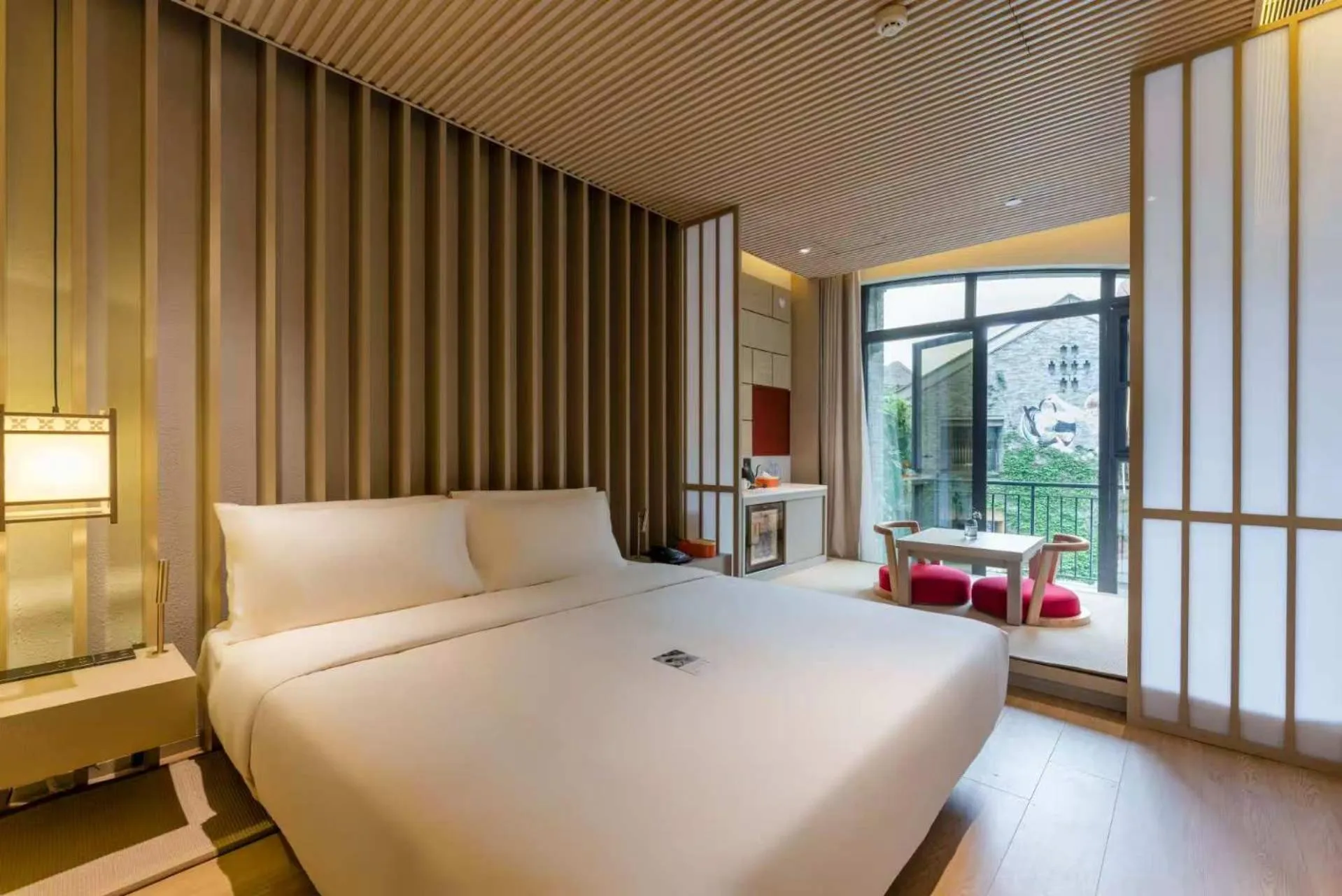 Bed in Atour Hotel Chongqing Tiandi NetEase Cloud Music