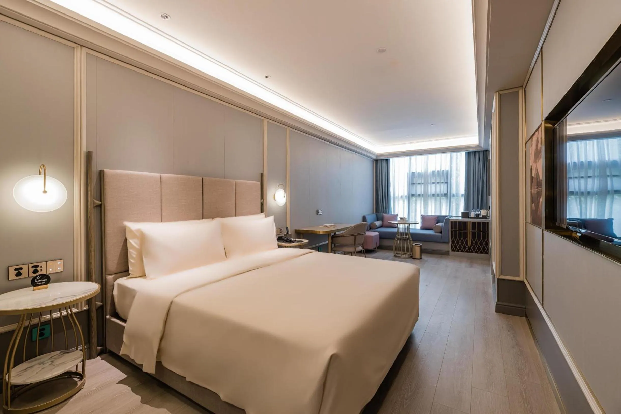 Bed in Atour Hotel Chengdu Kuanzhai Alley