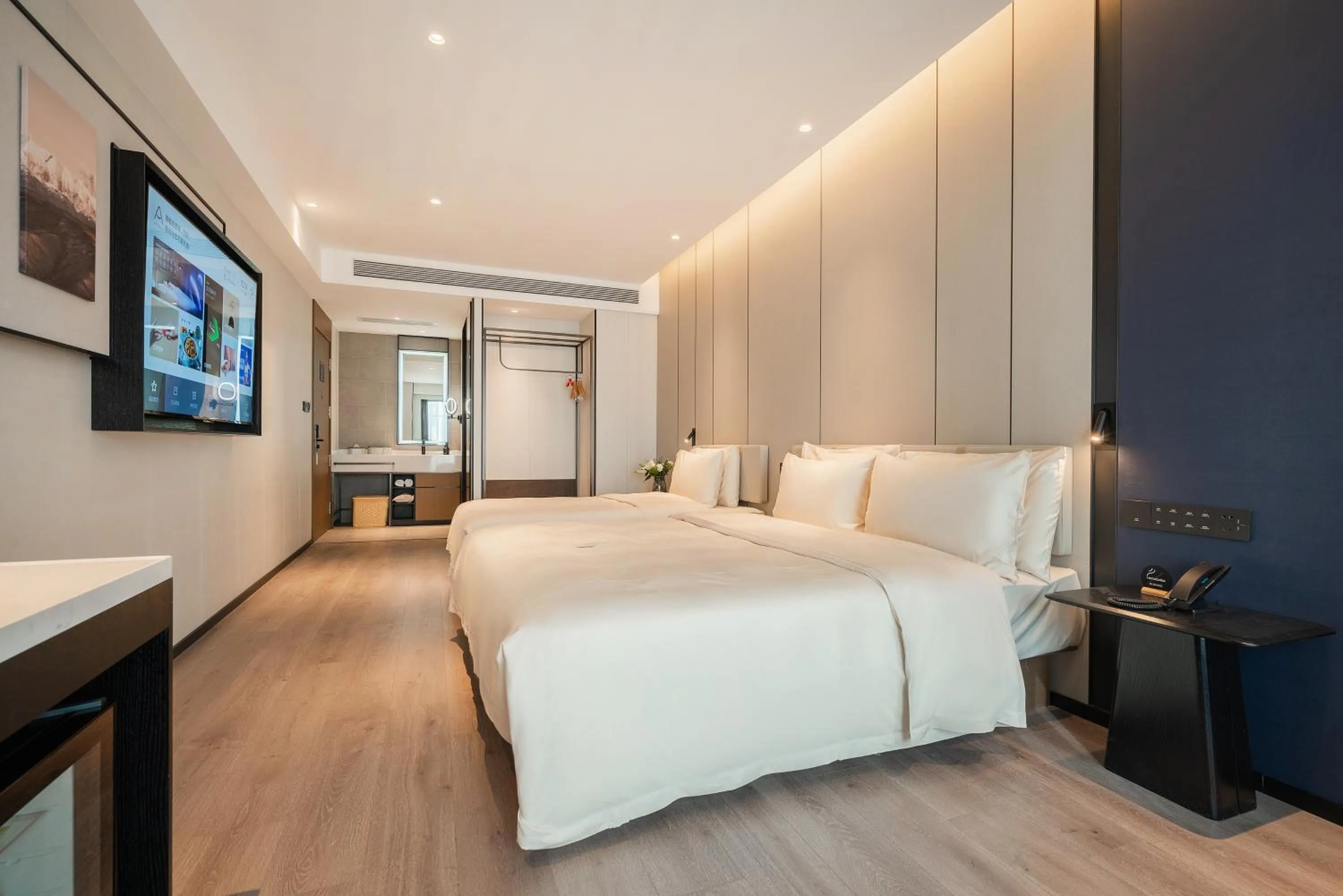 Bed in Atour Hotel Chengdu East Station Greenland 468 Center