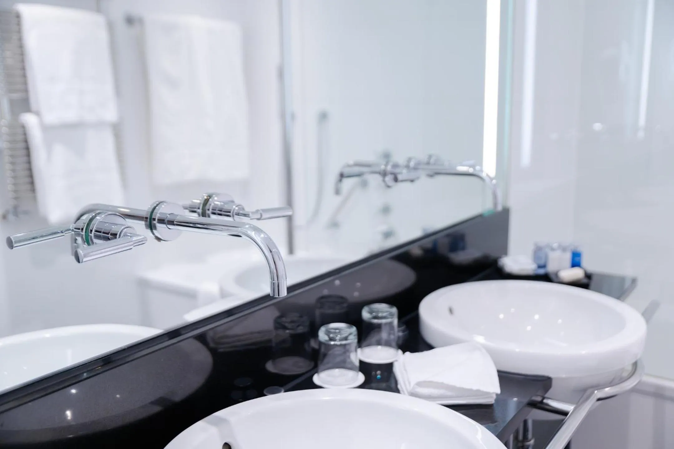 Bathroom in Ambassade Hotel