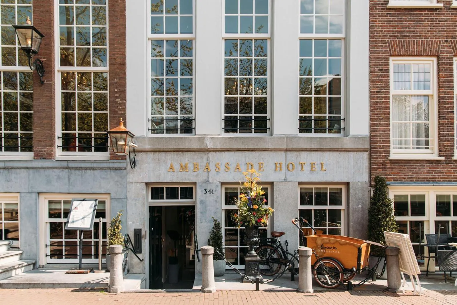 Property building in Ambassade Hotel