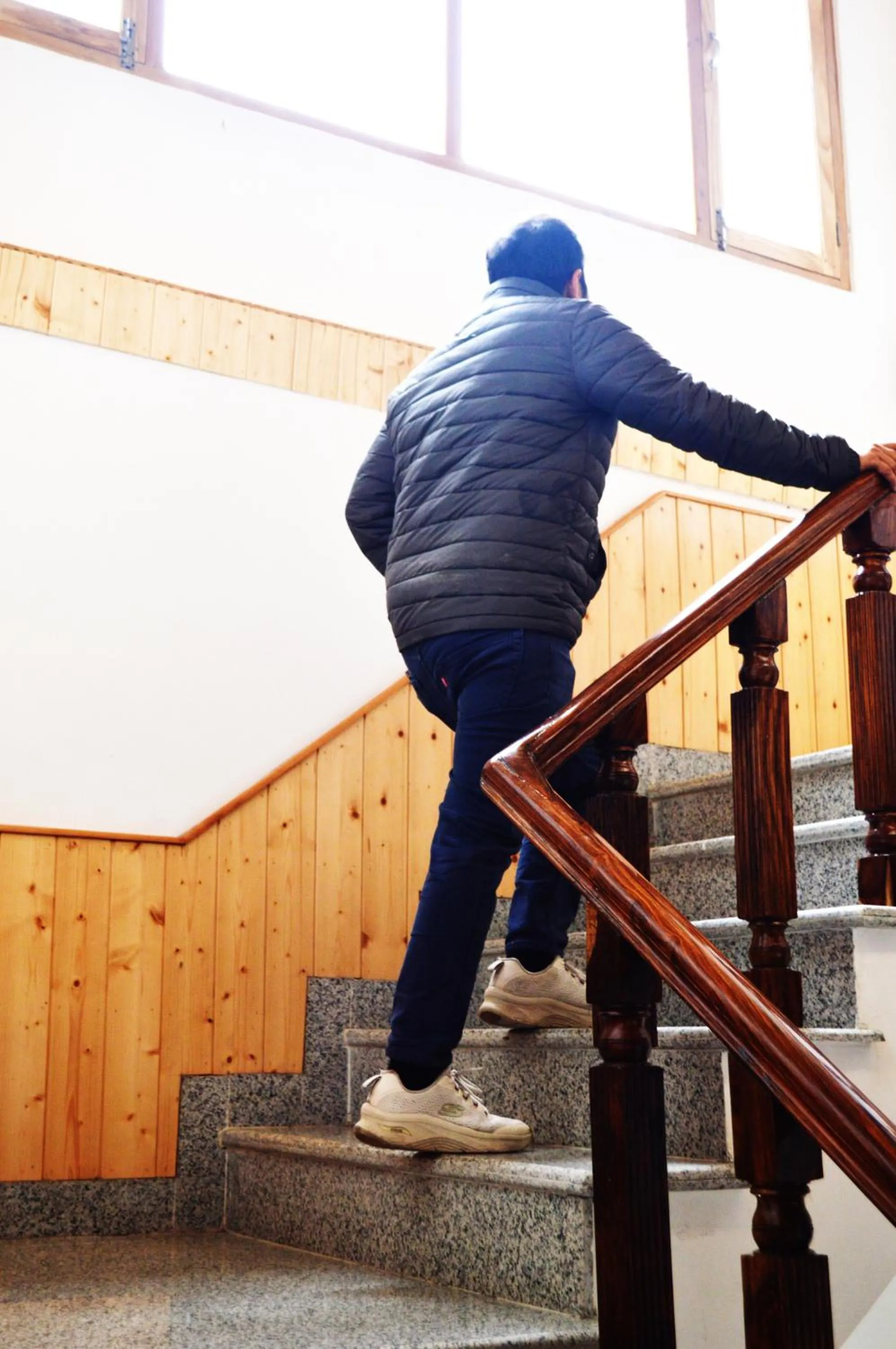 Lobby or reception in Manali Outdoor Retreat by Sheosante