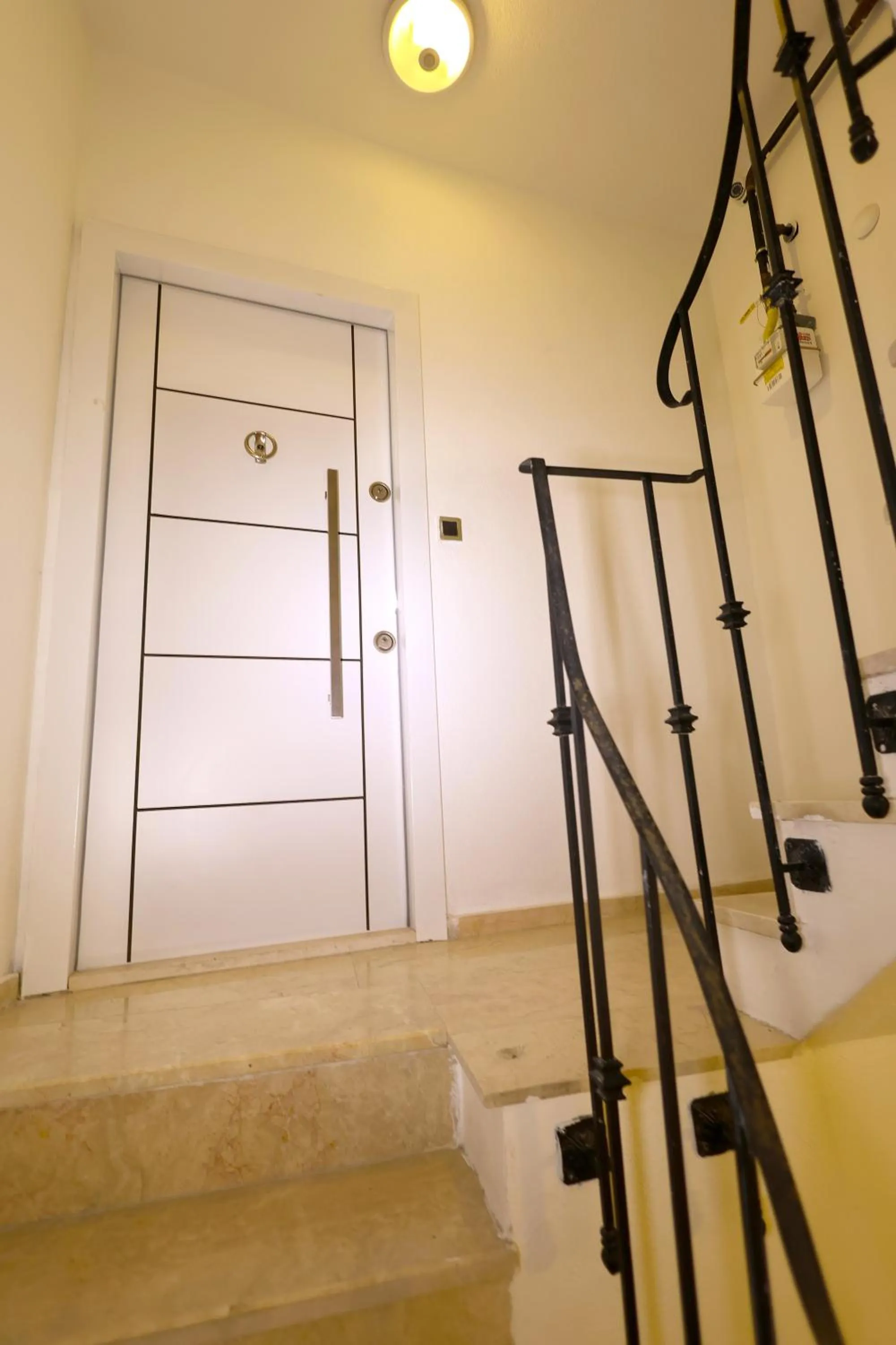 Property building in JOE BLACK APART