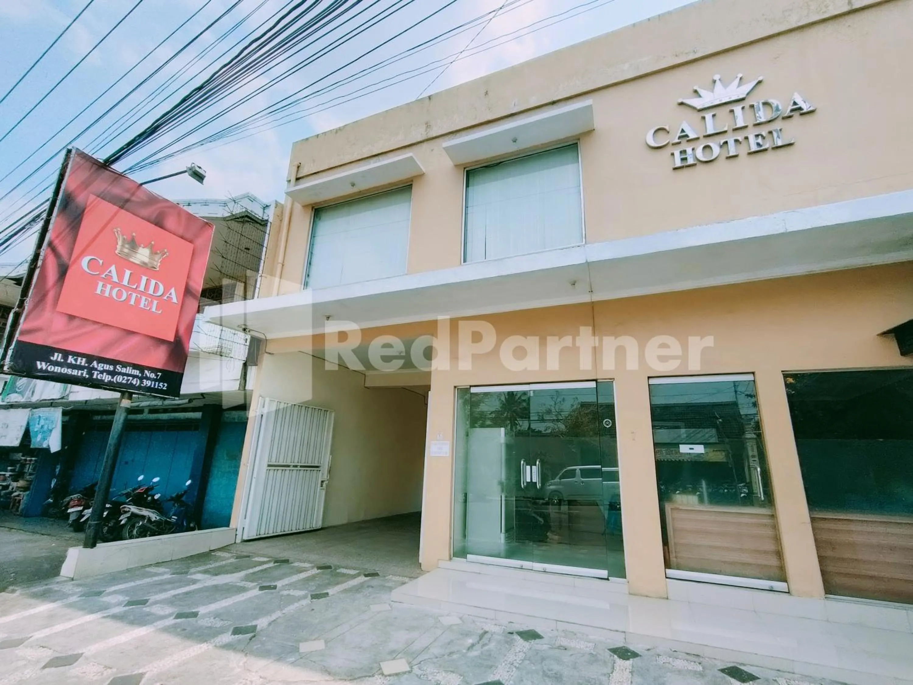 Property building in Calida Hotel Mitra RedDoorz near Alun Alun Wonosari