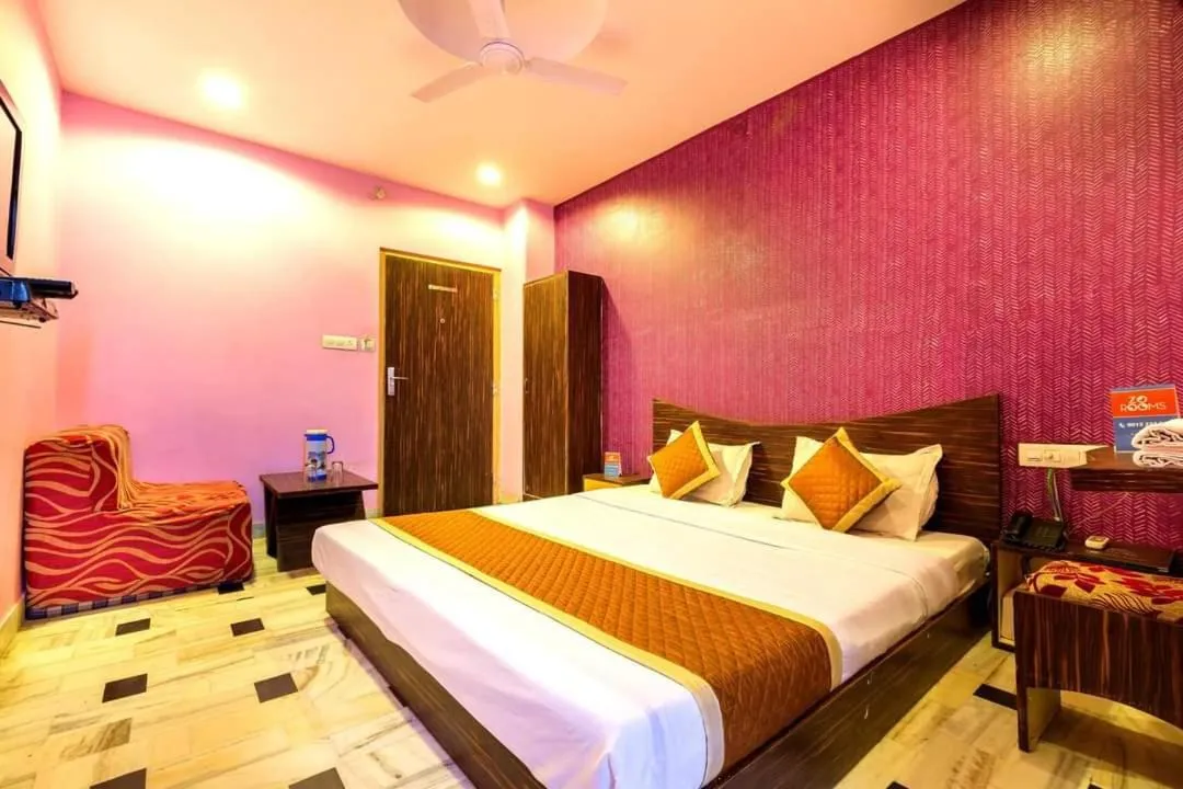 Bed in HOTEL HAYAT RESIDENCY