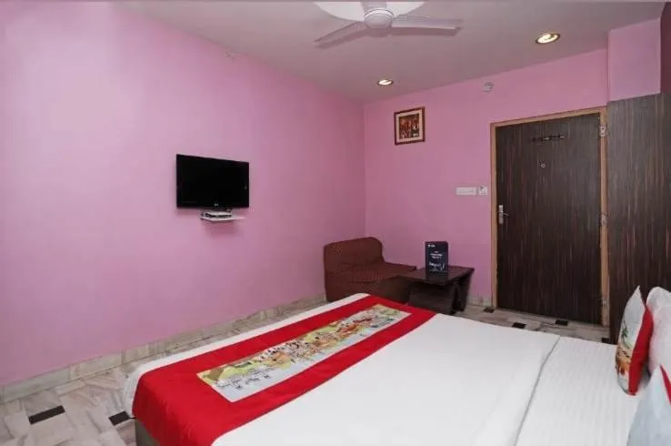 Bed in HOTEL HAYAT RESIDENCY