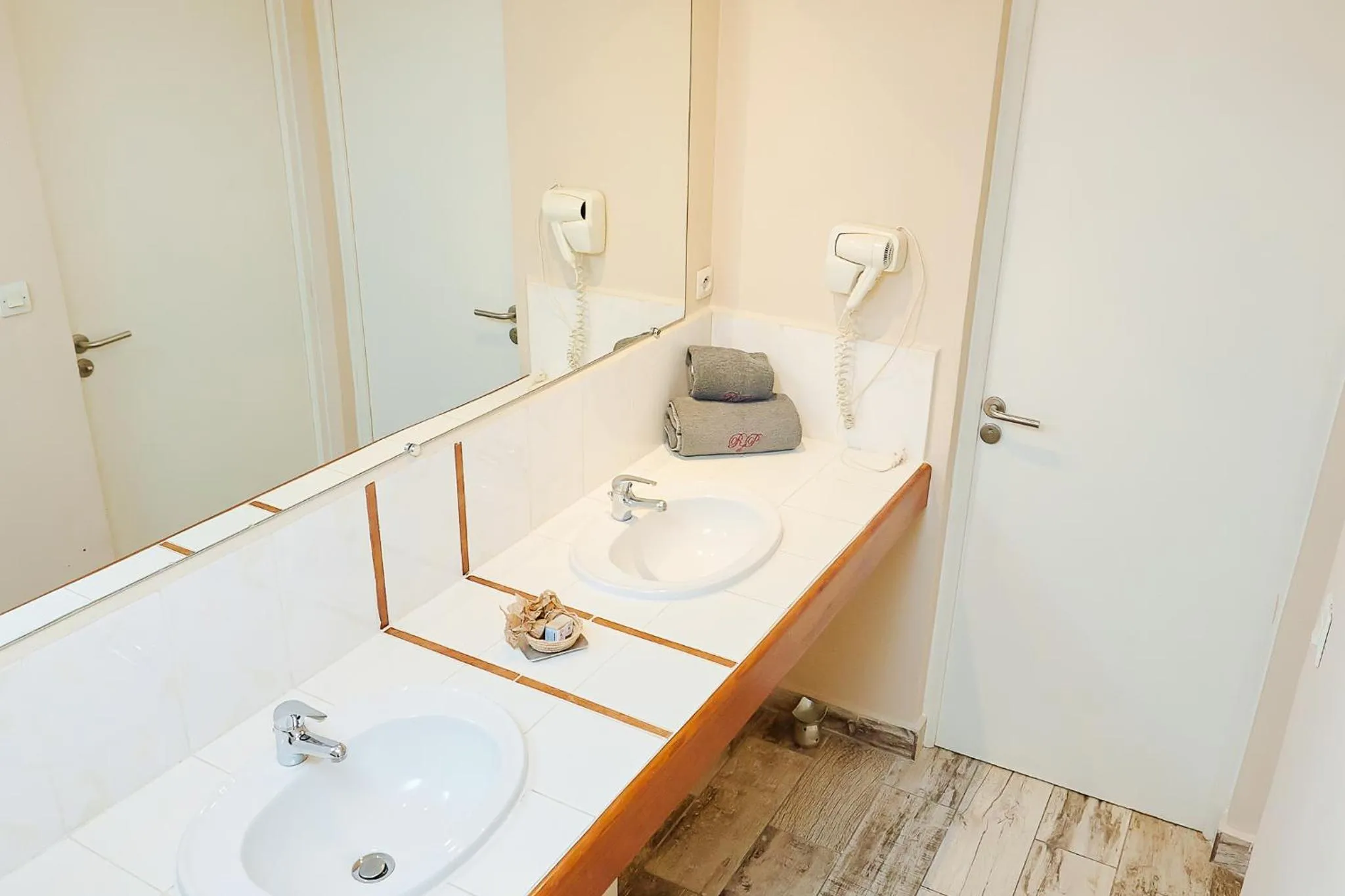 Bathroom in Relais des Plateaux & Spa– Ivato International Airport