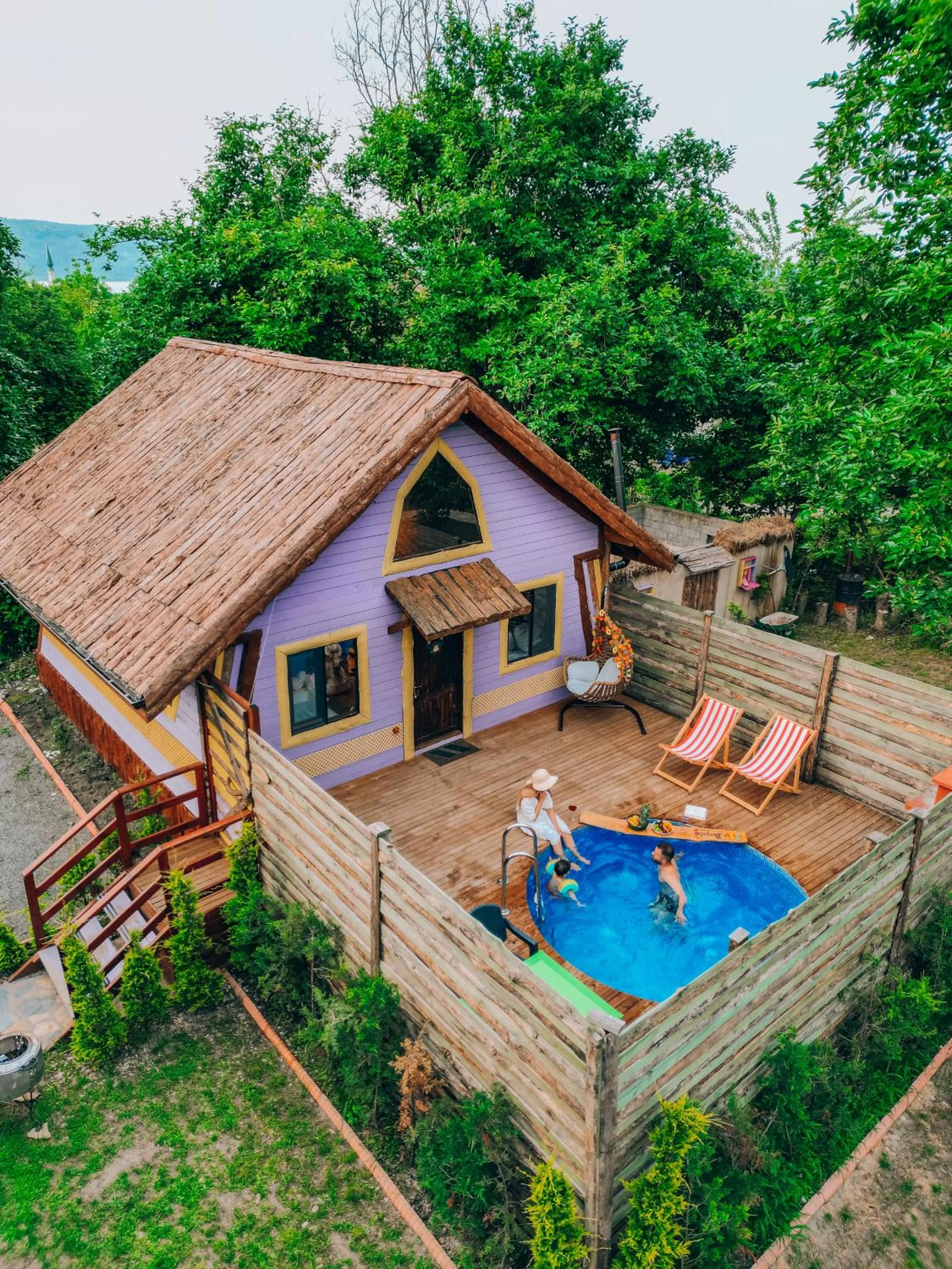 Property building in Sapanca Şeker Bungalov