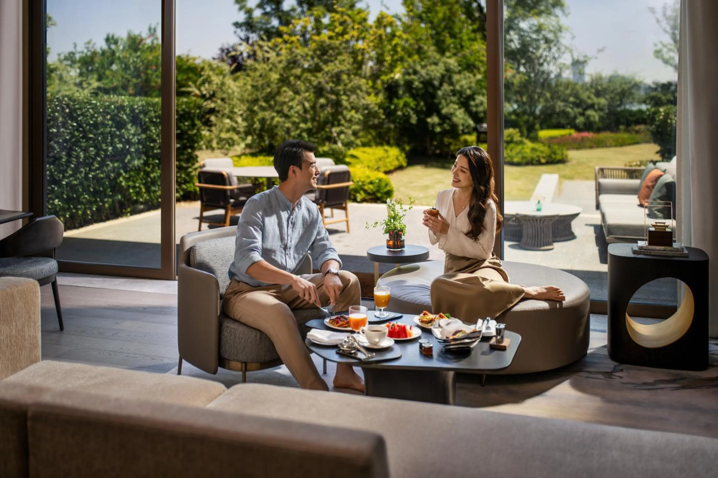 Guests in Four Seasons Hotel Suzhou