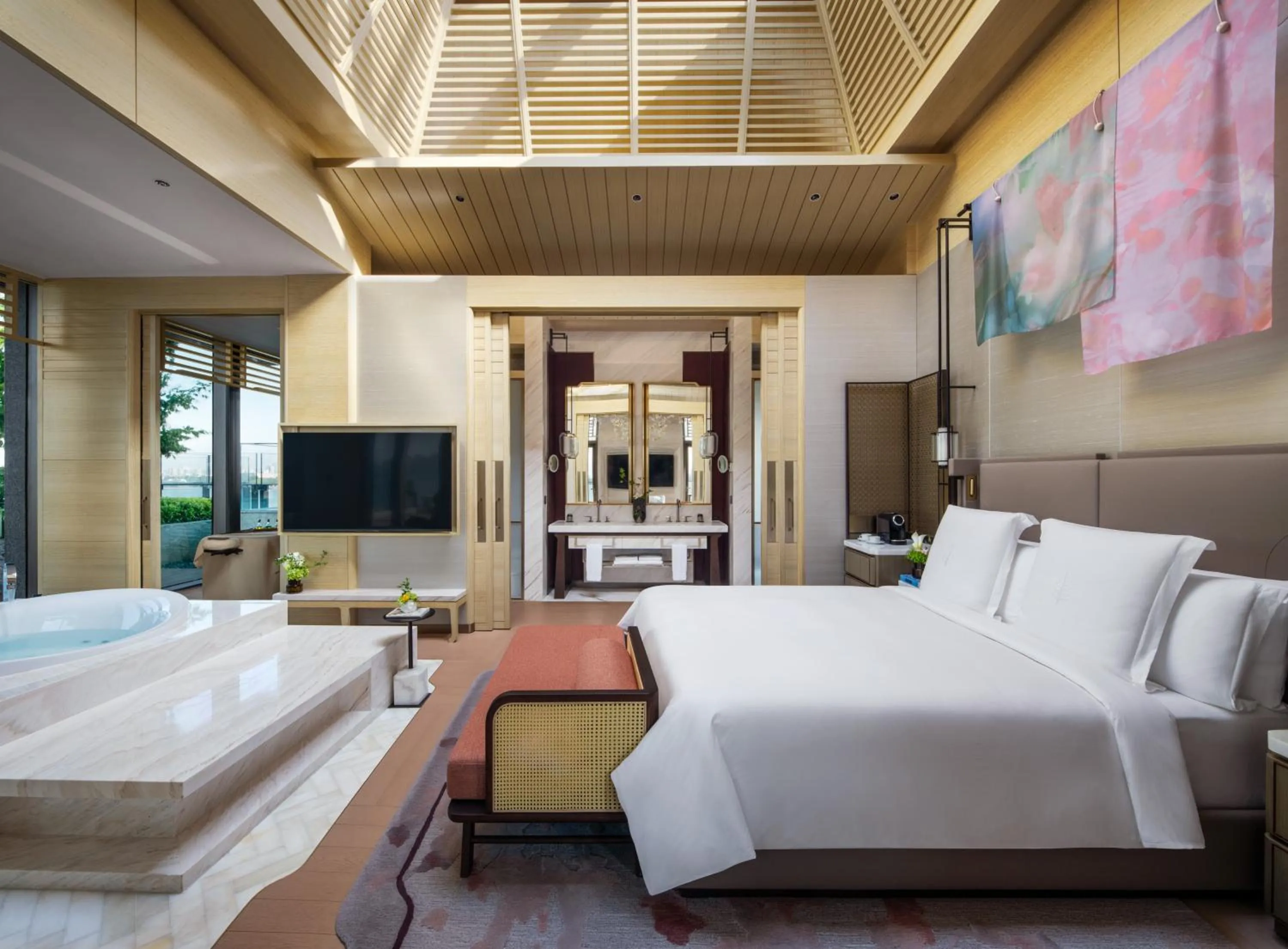 Bedroom, Bed in Four Seasons Hotel Suzhou