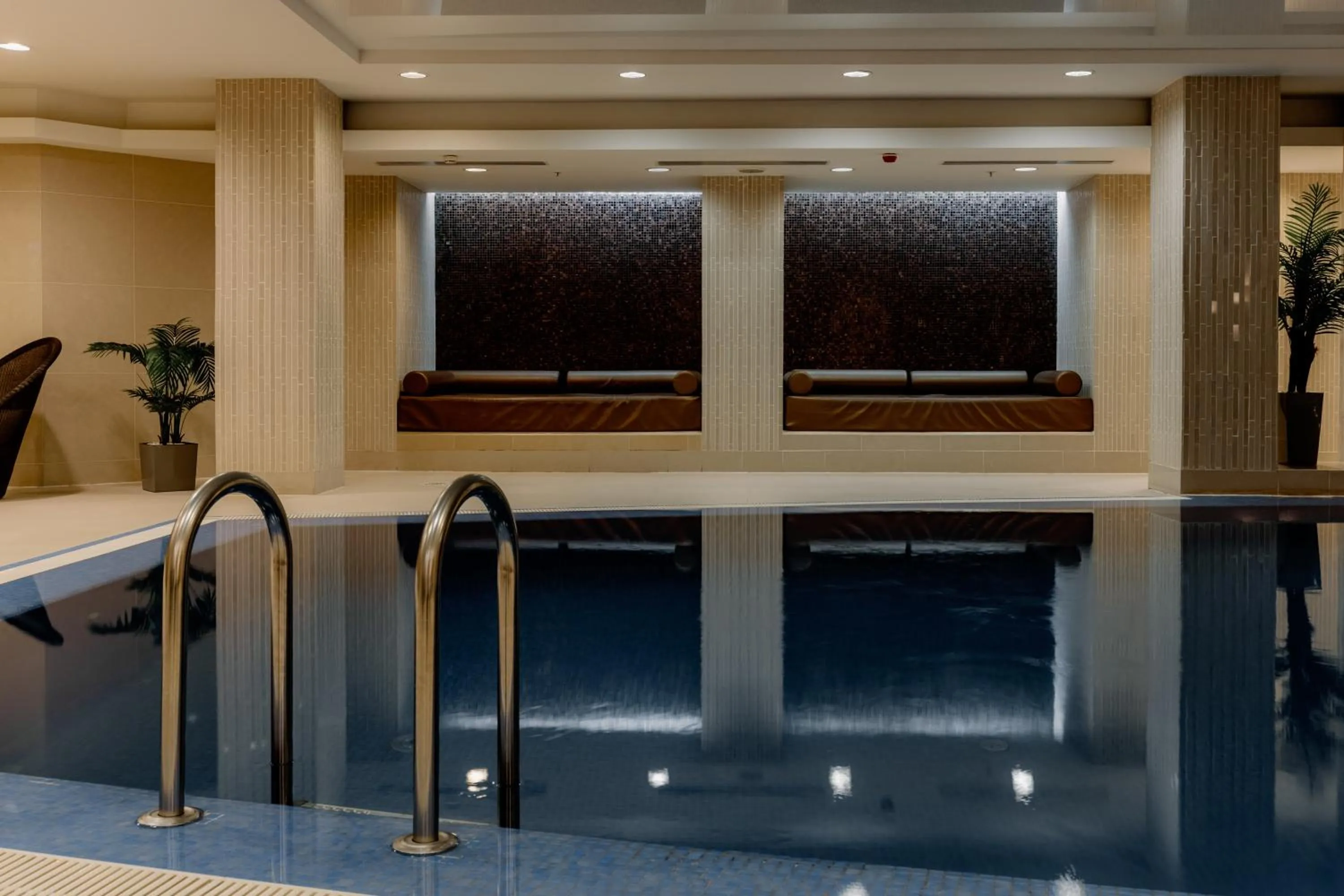 Swimming pool in SAAD Hotel Astana