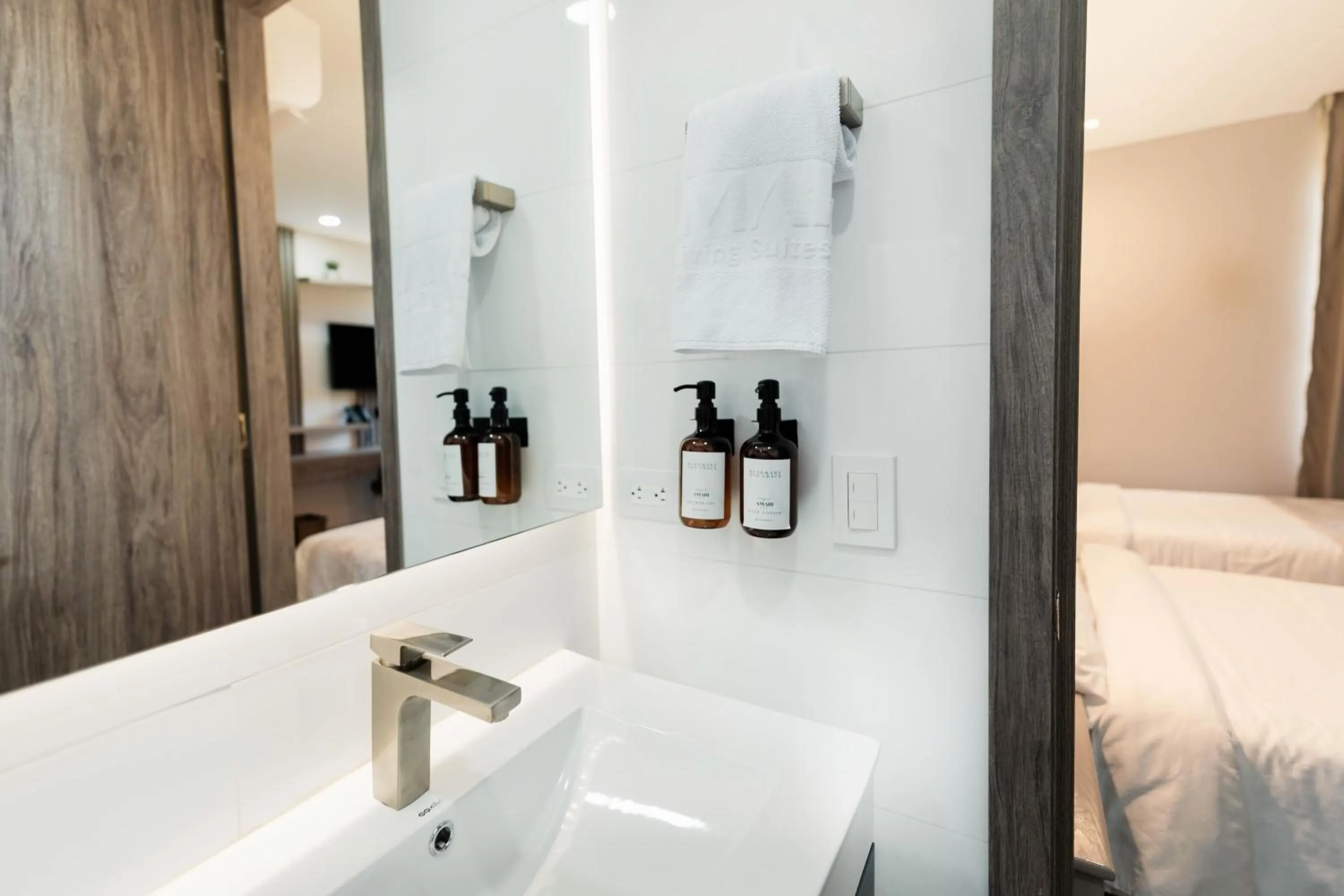 Bathroom, Bed in Amari Living Suites
