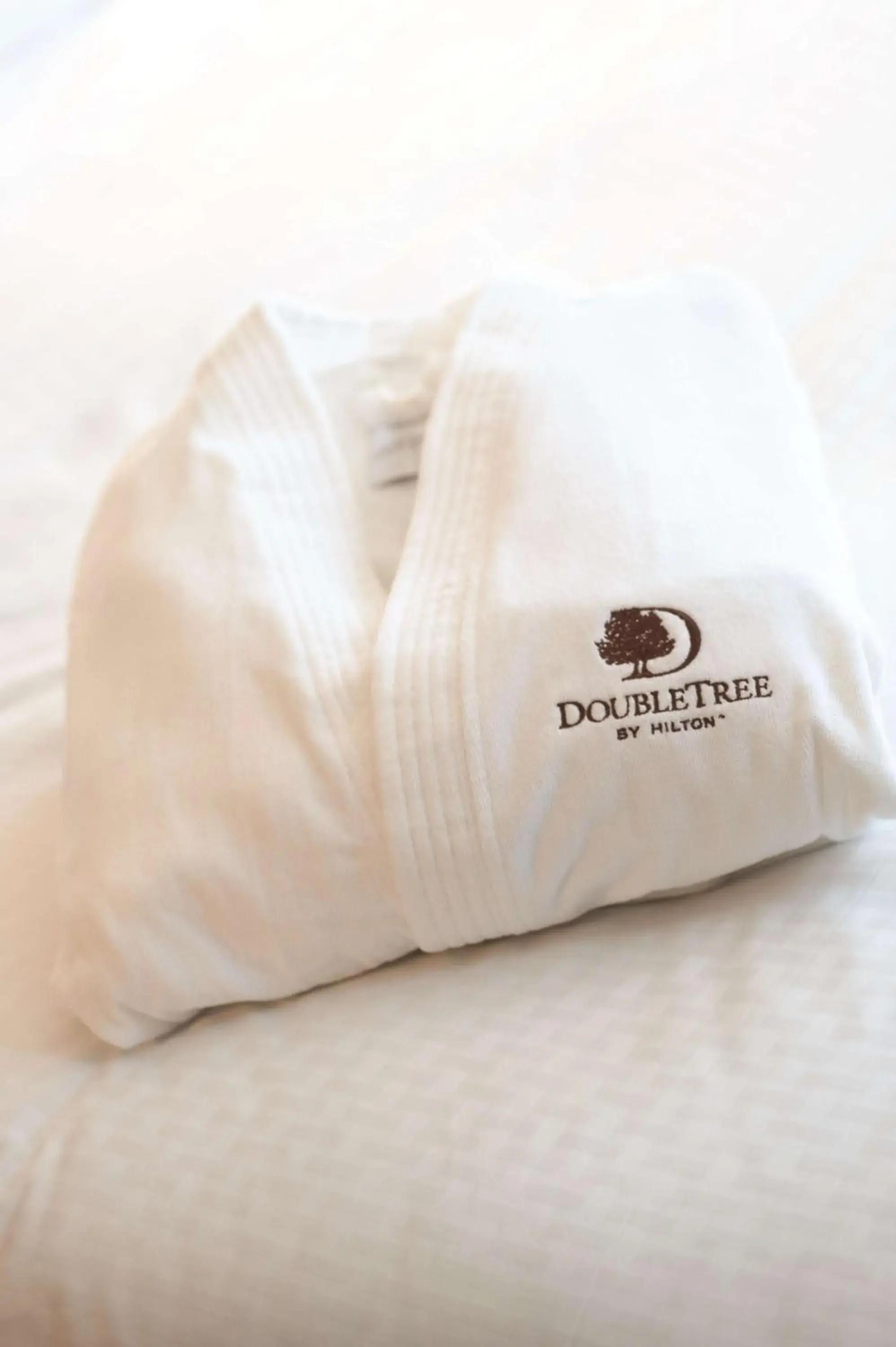 King Room - Mobility Access in DoubleTree by Hilton Hotel Riyadh - Al Muroj Business Gate King Room - Mobility Access in DoubleTree by Hilton Hotel Riyadh - Al Muroj Business Gate