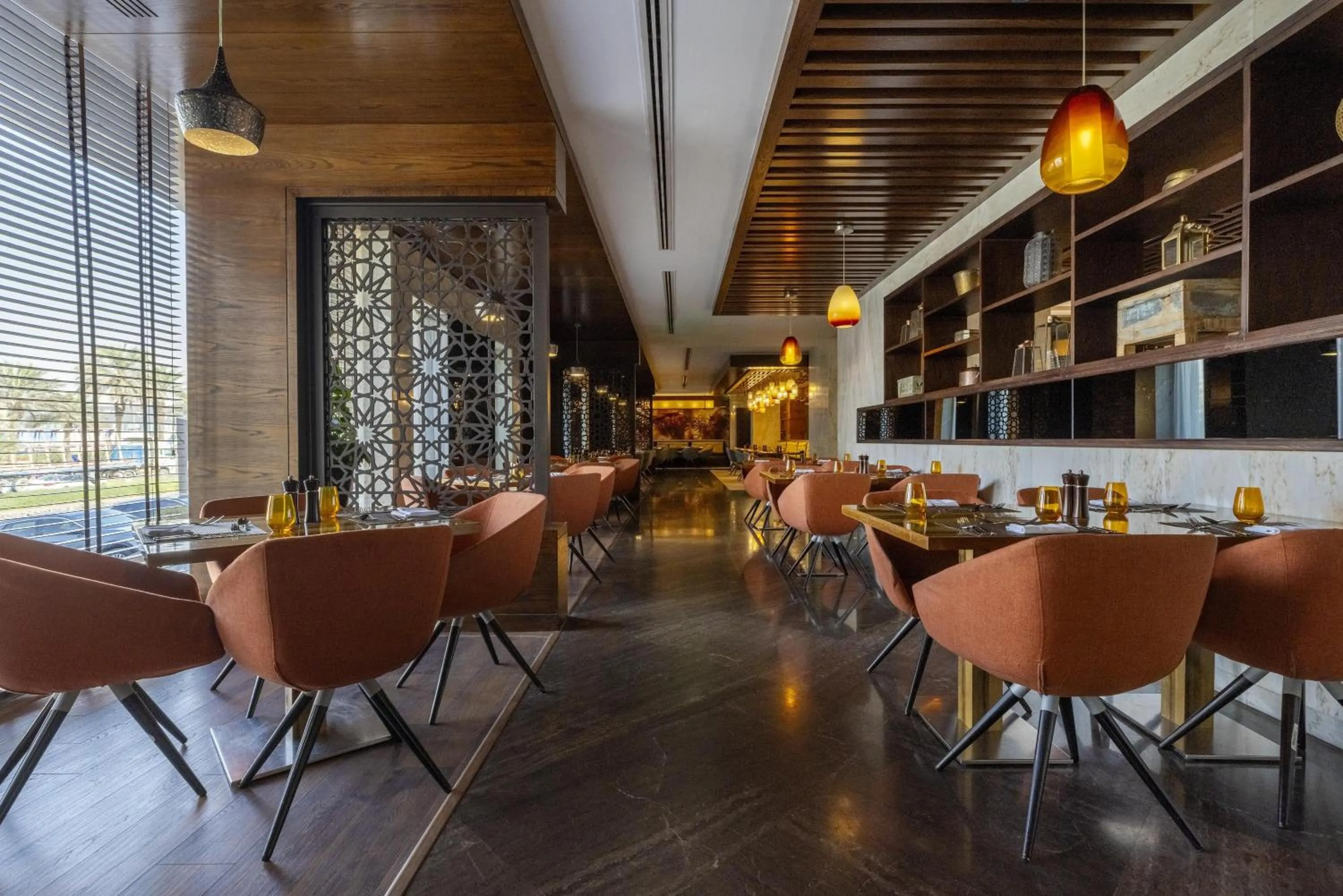 Restaurant/places to eat in DoubleTree by Hilton Hotel Riyadh - Al Muroj Business Gate