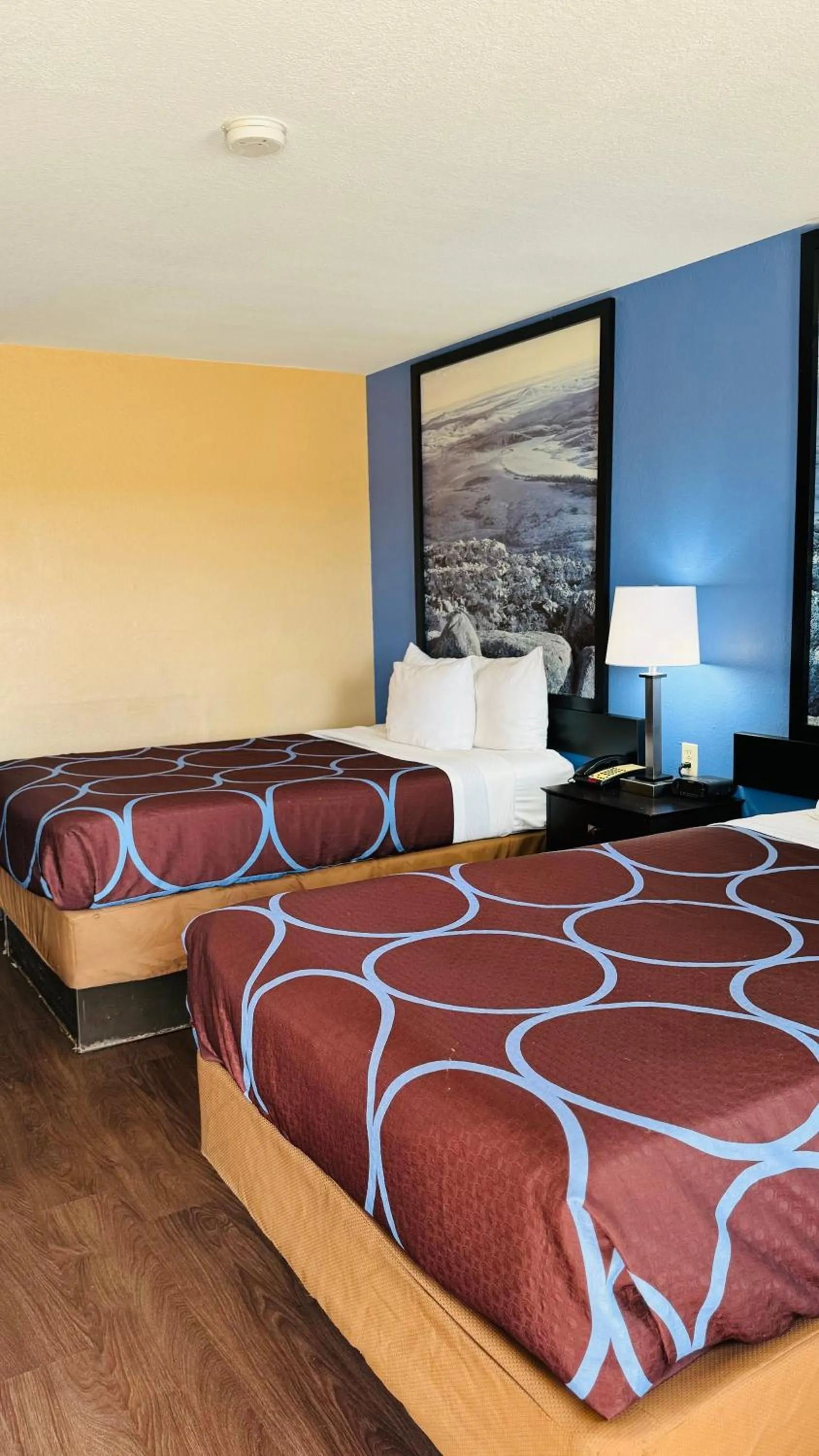 Bed in Super 8 by Wyndham Henryetta