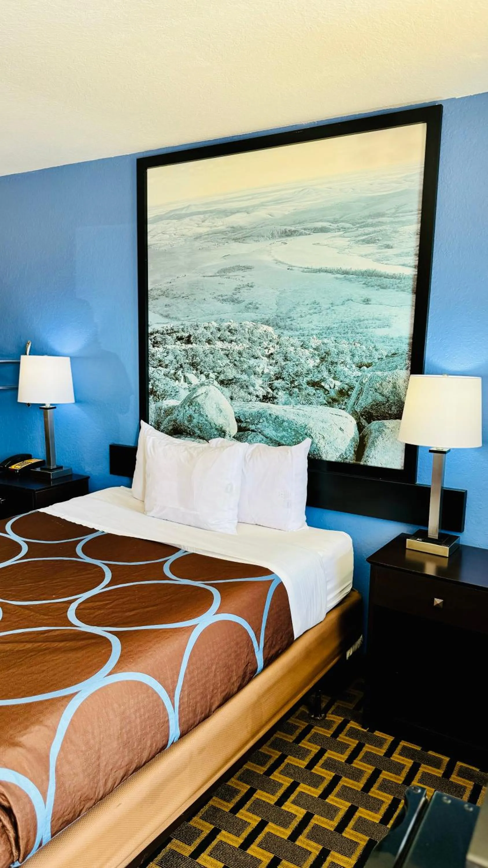 Bed in Super 8 by Wyndham Henryetta