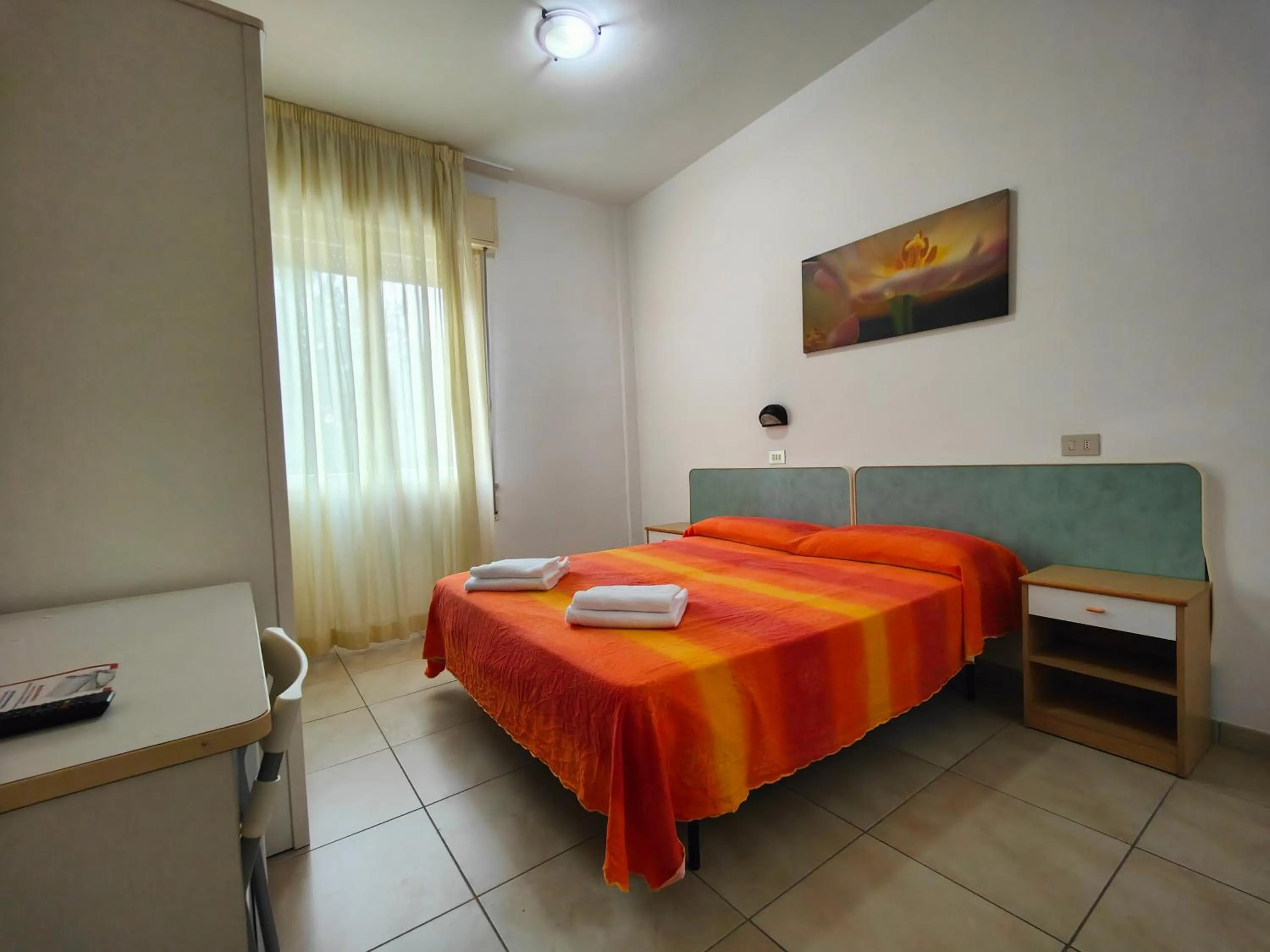 Photo of the whole room, Bed in Hotel Ben Hur