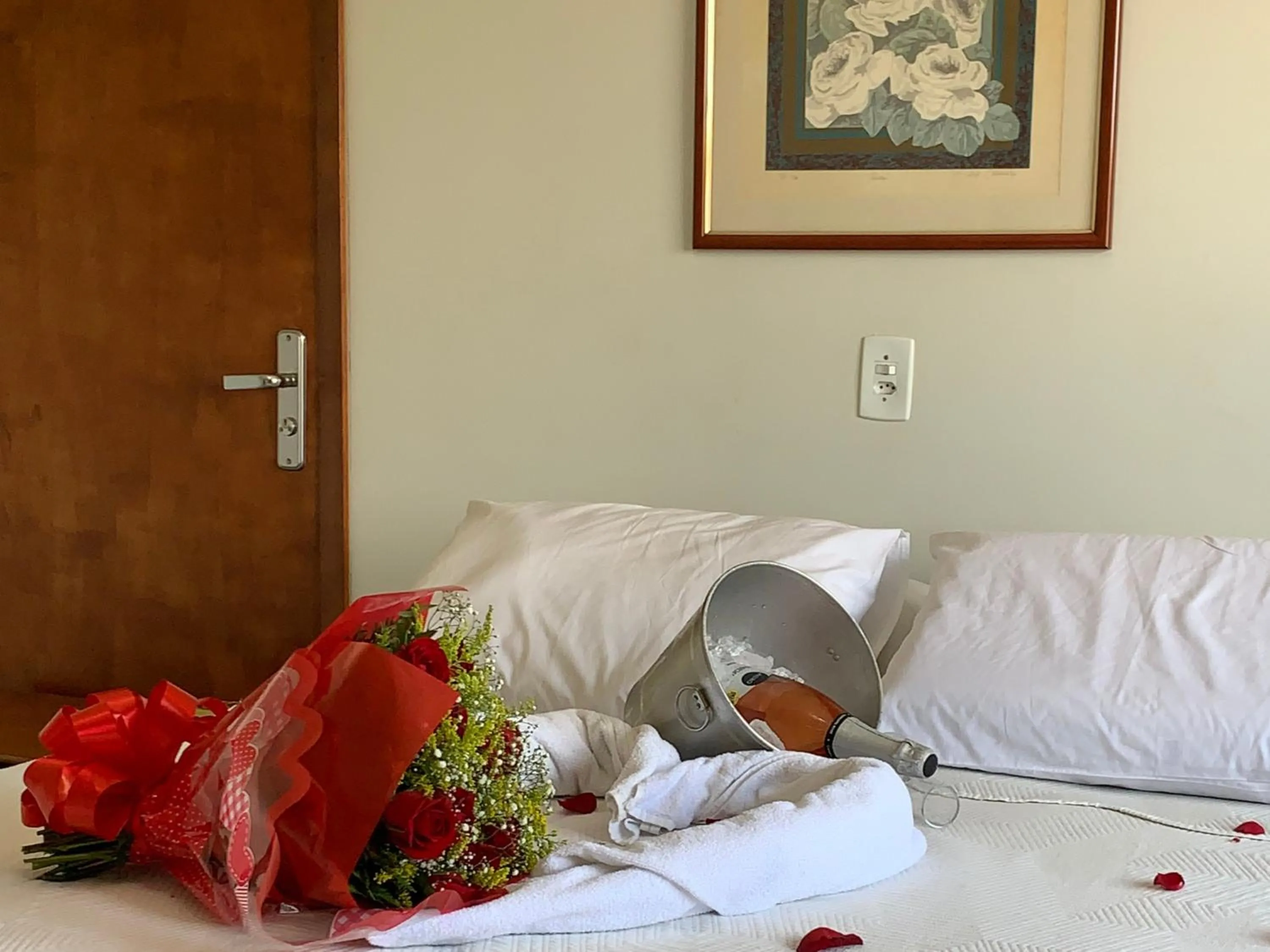 Bed in Marion Pantanal Hotel