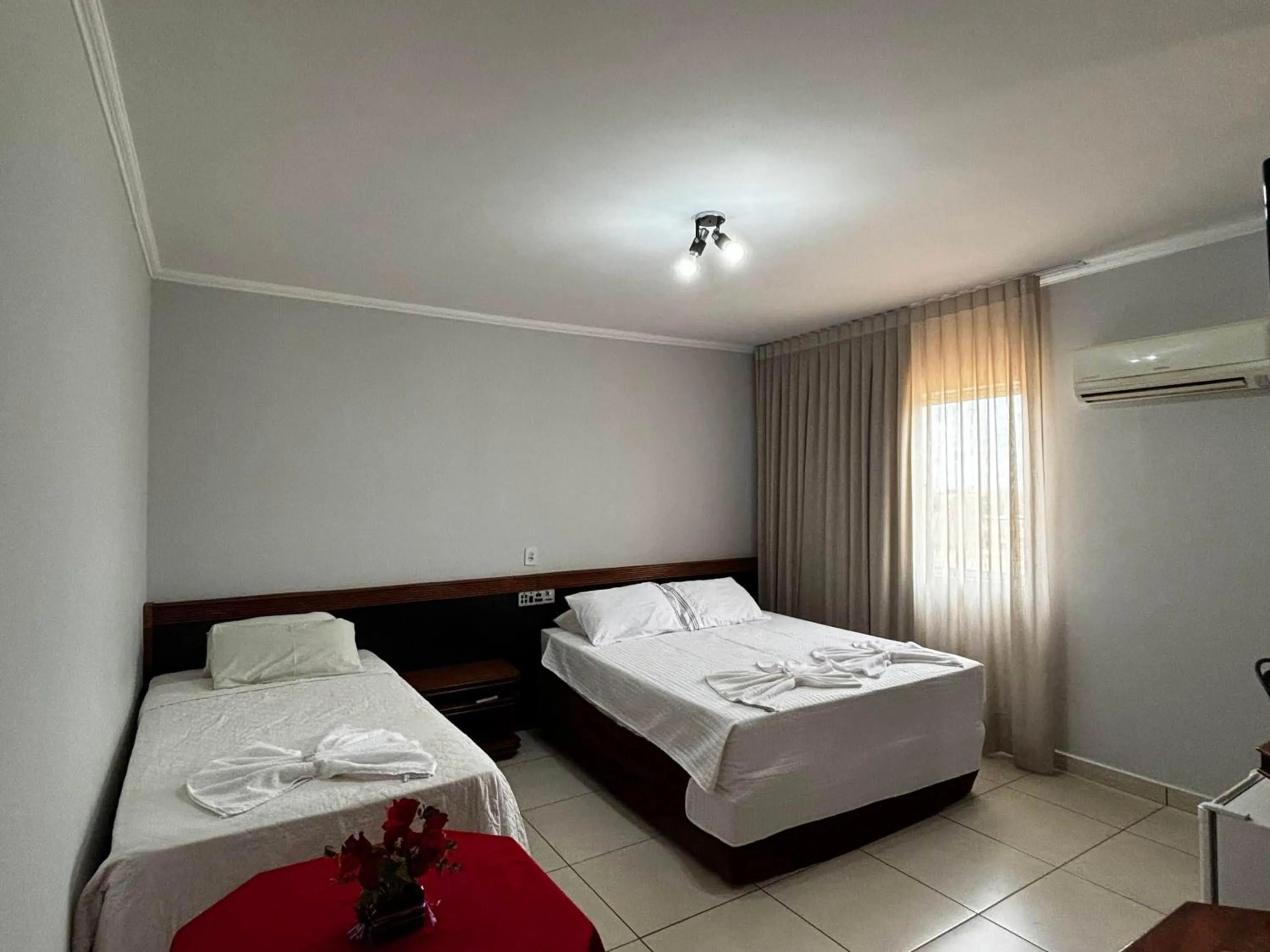 Bed in Marion Pantanal Hotel