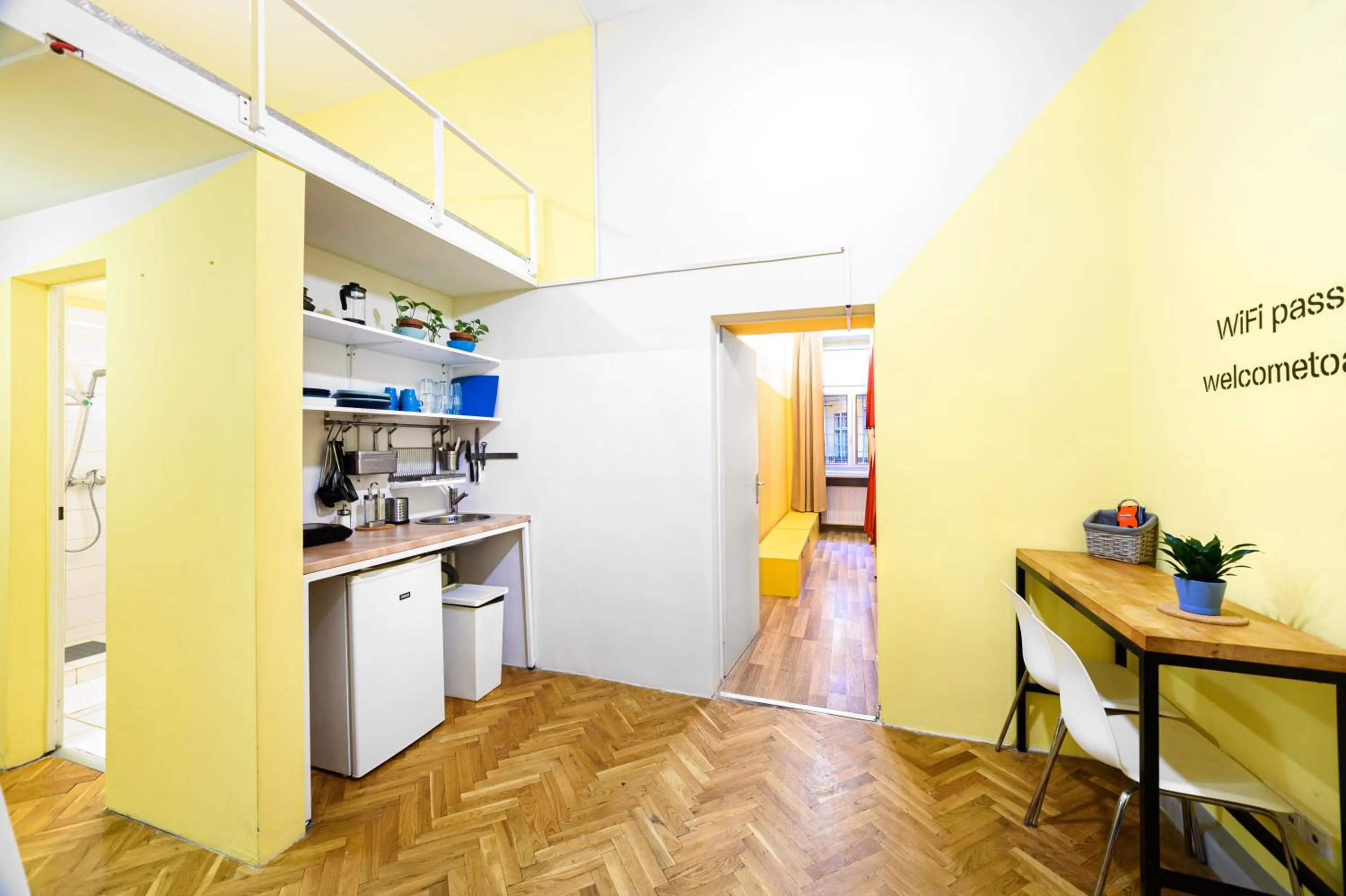 Kitchen or kitchenette in Avenue Hostel