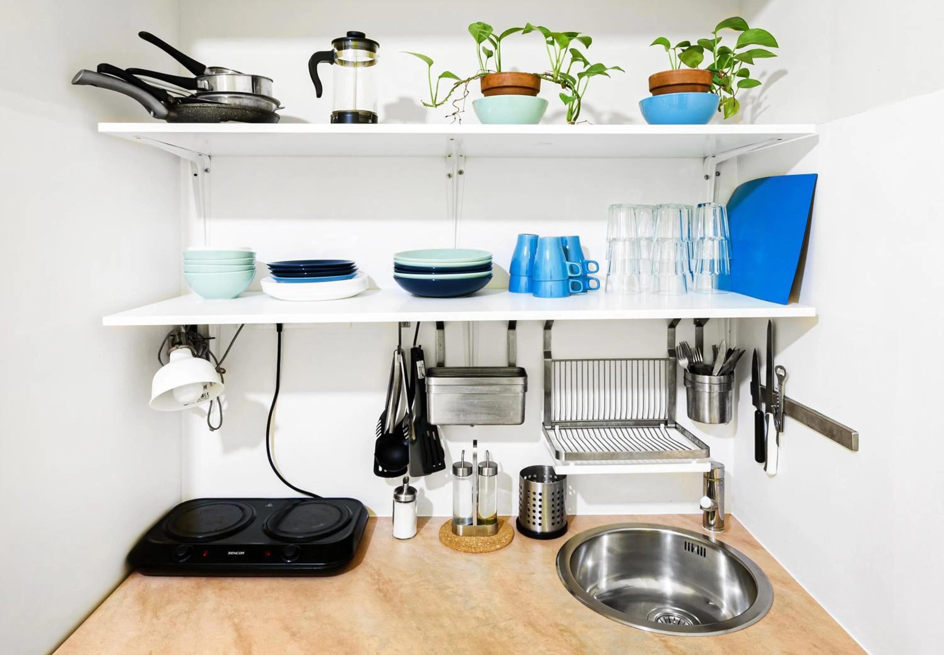 Kitchen or kitchenette in Avenue Hostel