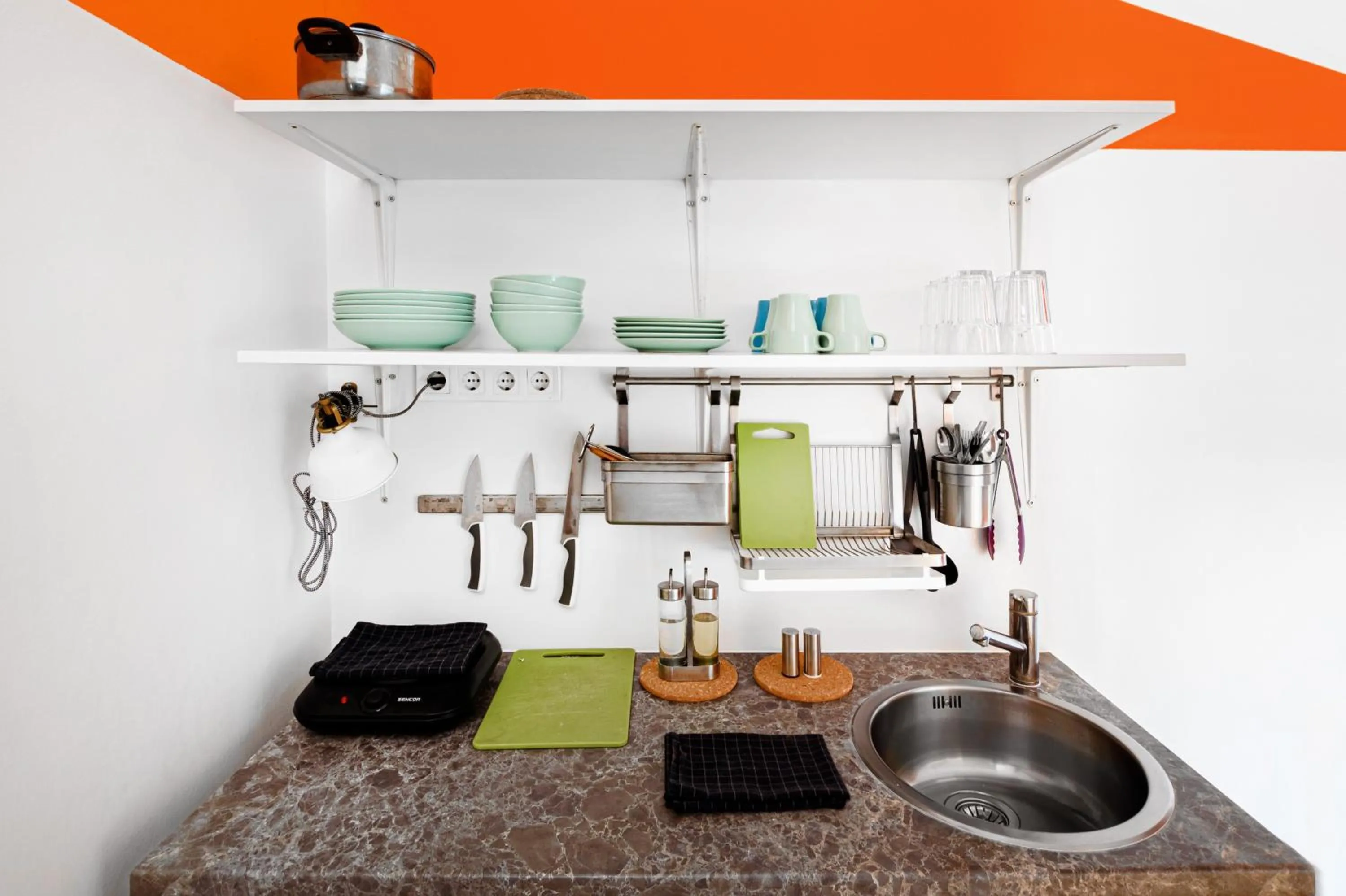 Kitchen or kitchenette in Avenue Hostel