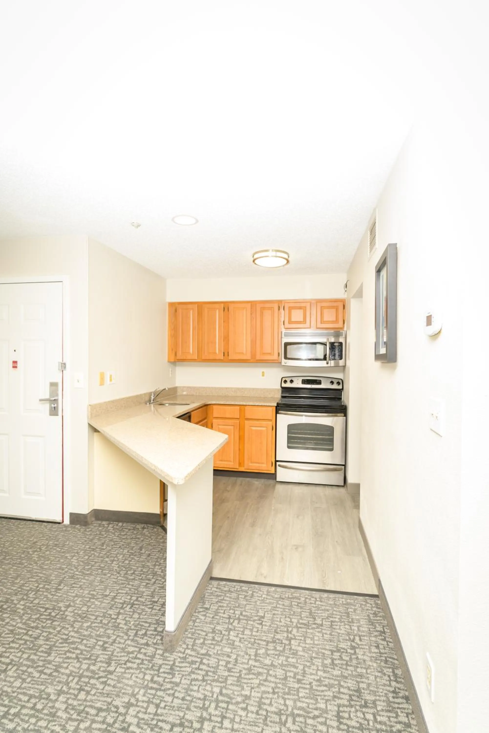 Philadelphia Suites at Airport - An Extended Stay Hotel