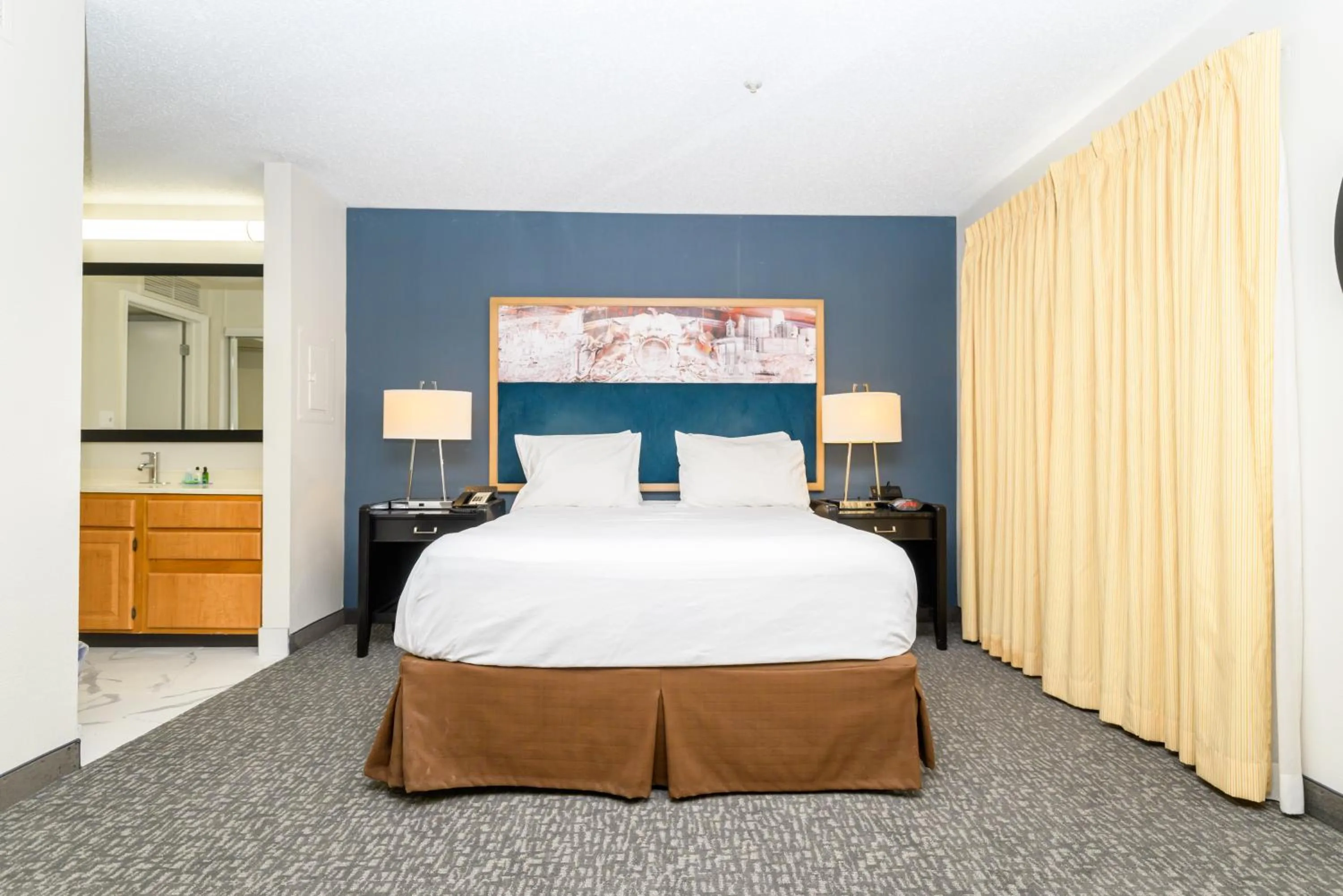 Bed in Philadelphia Suites at Airport - An Extended Stay Hotel