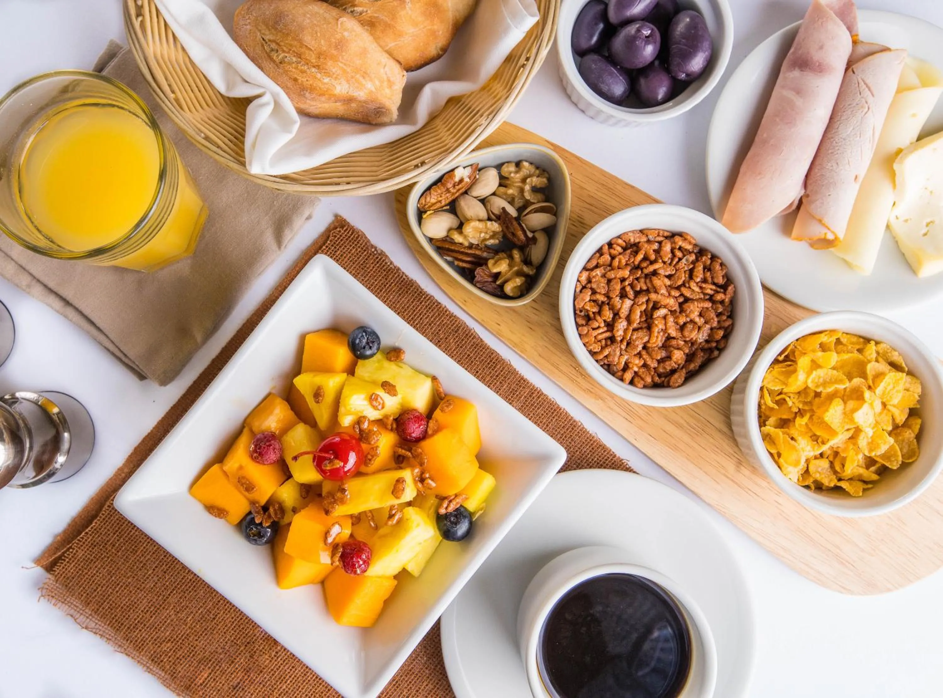Breakfast in Hotel de Turistas Huancayo - Hotel Asociado Casa Andina