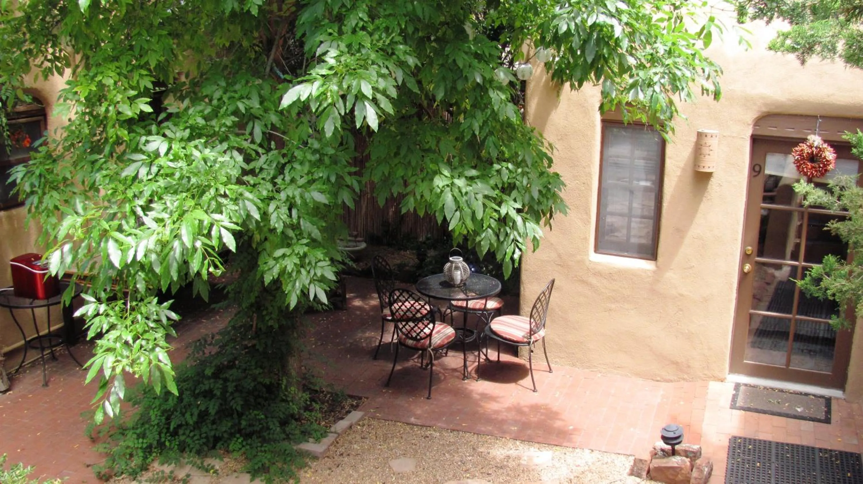 Inner courtyard view in Casa de Tres Lunas/House of Three Moons