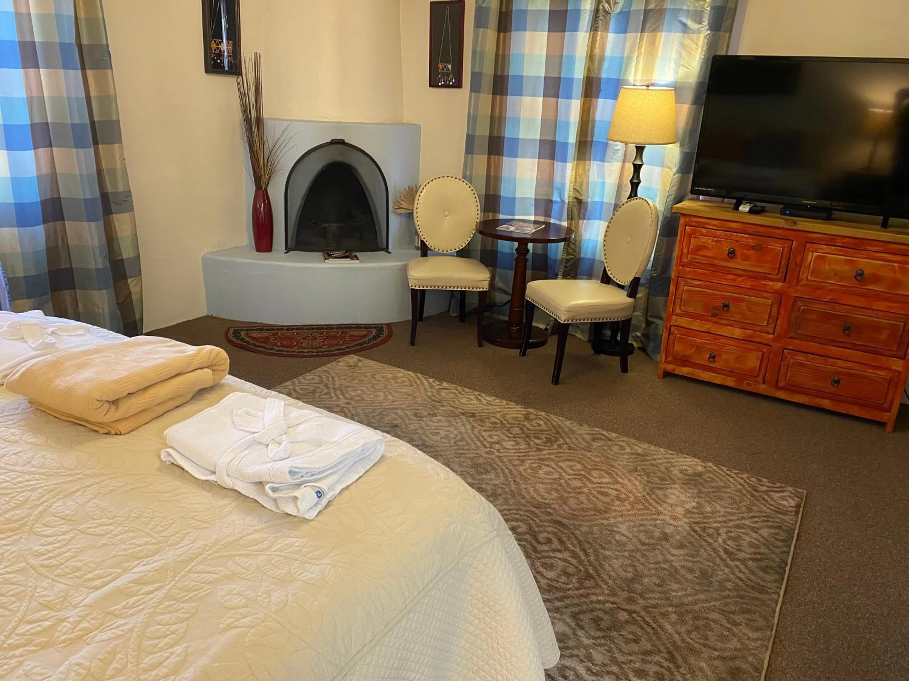 Bed in Casa de Tres Lunas/House of Three Moons