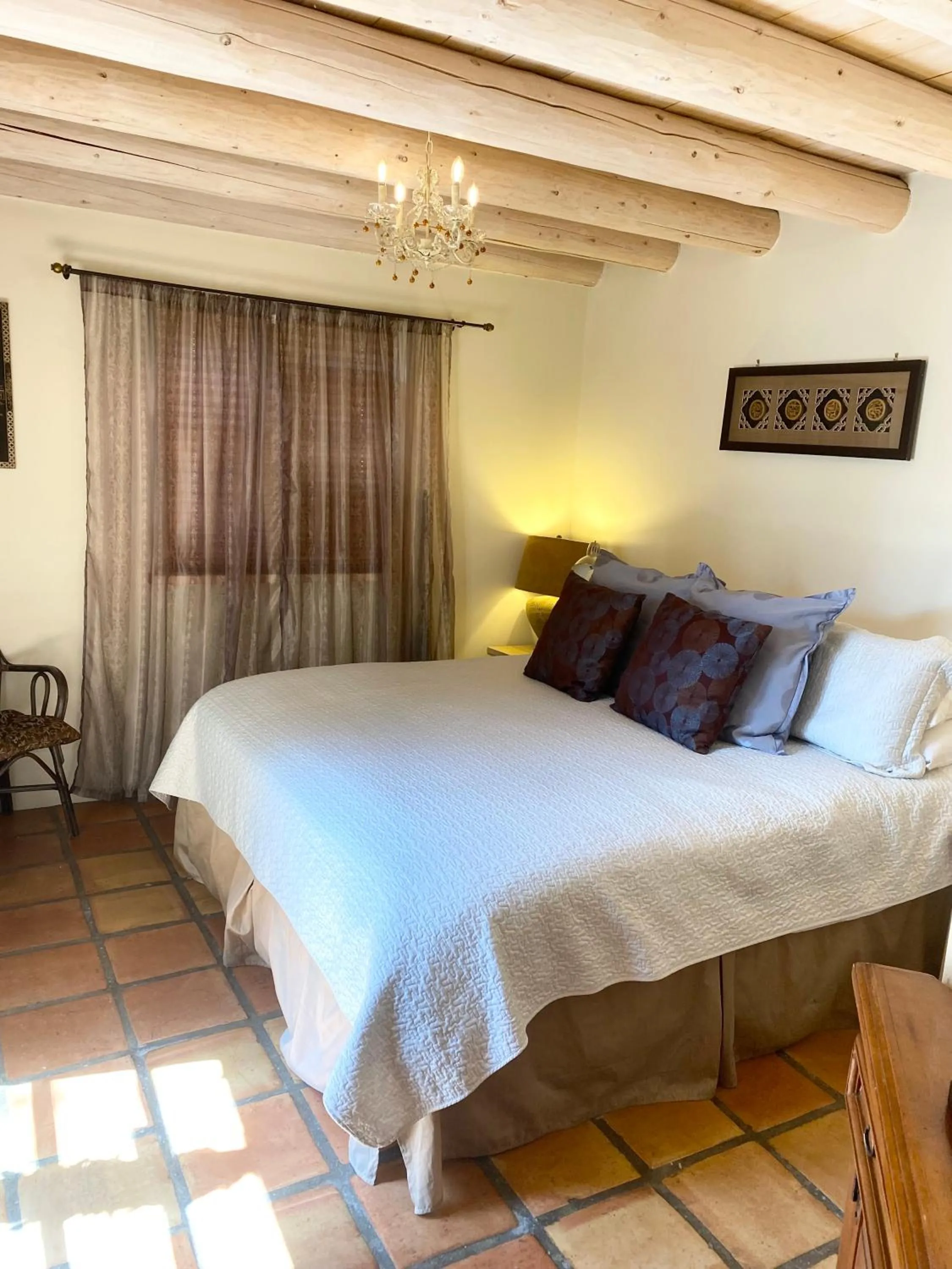 Bedroom, Bed in Casa de Tres Lunas/House of Three Moons