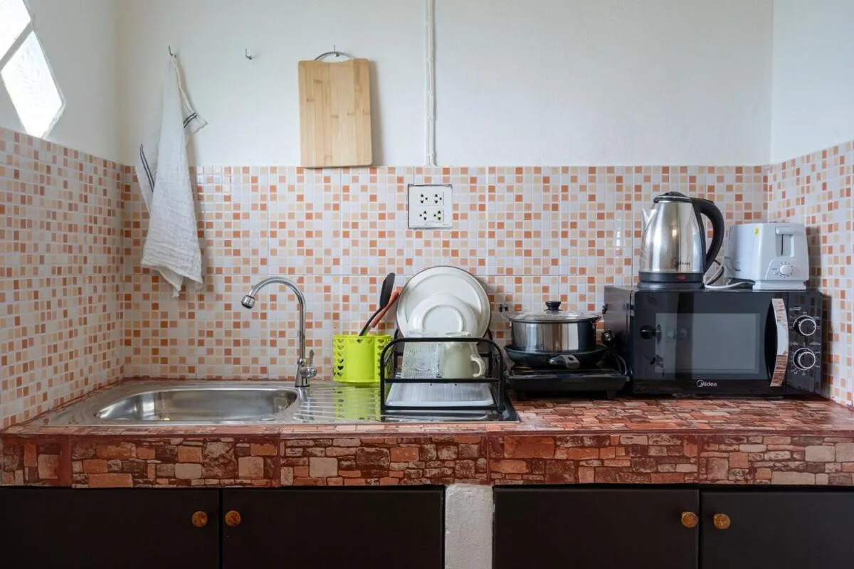 Lanta School Beach Resort