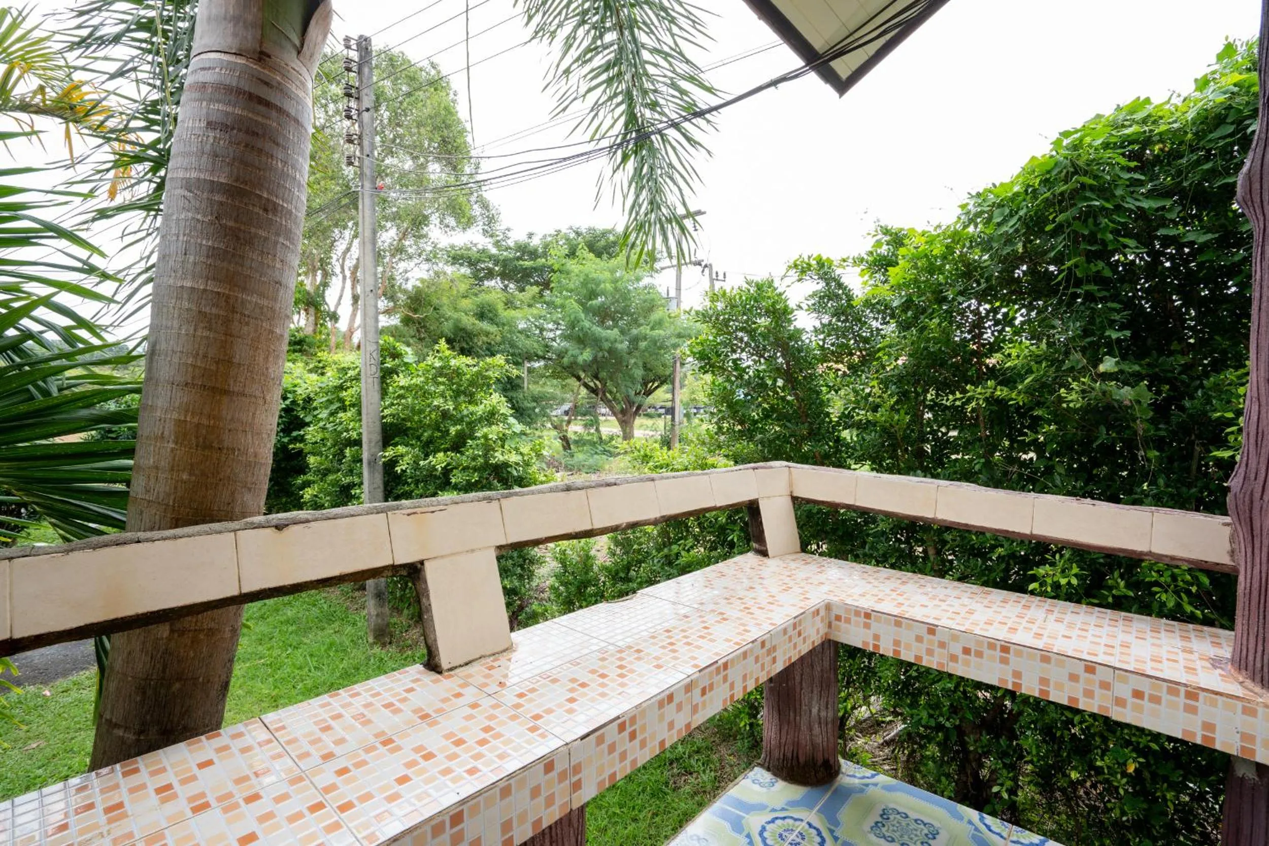 Garden in Lanta School Beach Resort