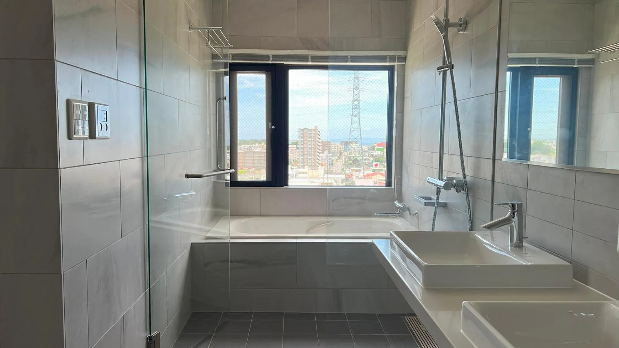Shower in ＆Monde. Okinawa Arena Condominium