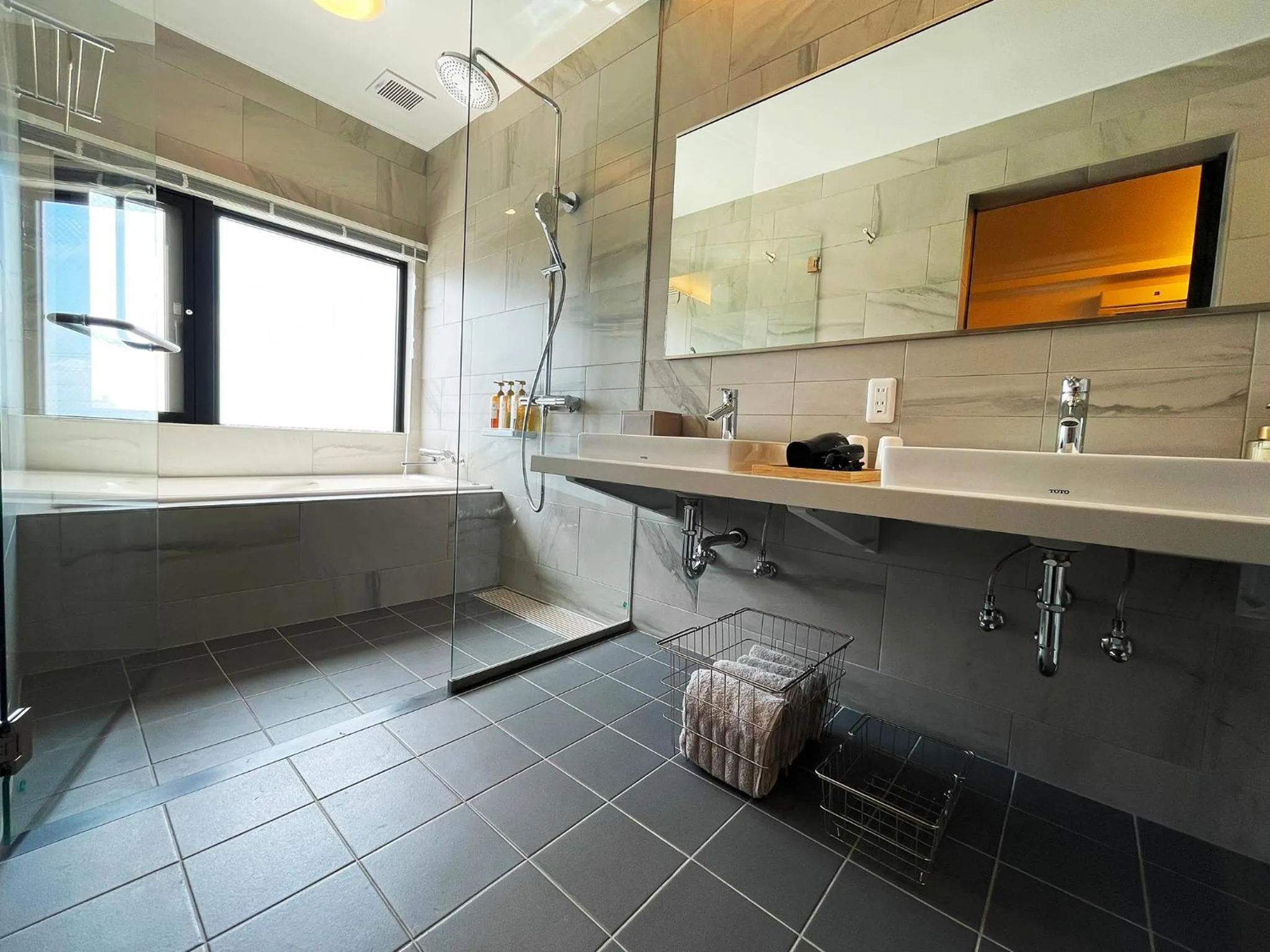 Shower in ＆Monde. Okinawa Arena Condominium