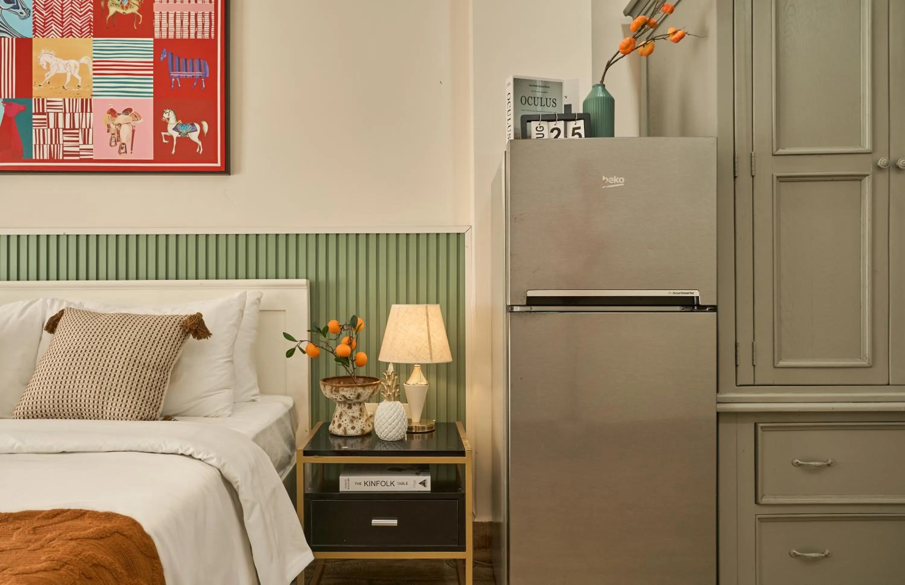 Bed in The Passion Hotel Airport - 5 minutes to Tan Son Nhat