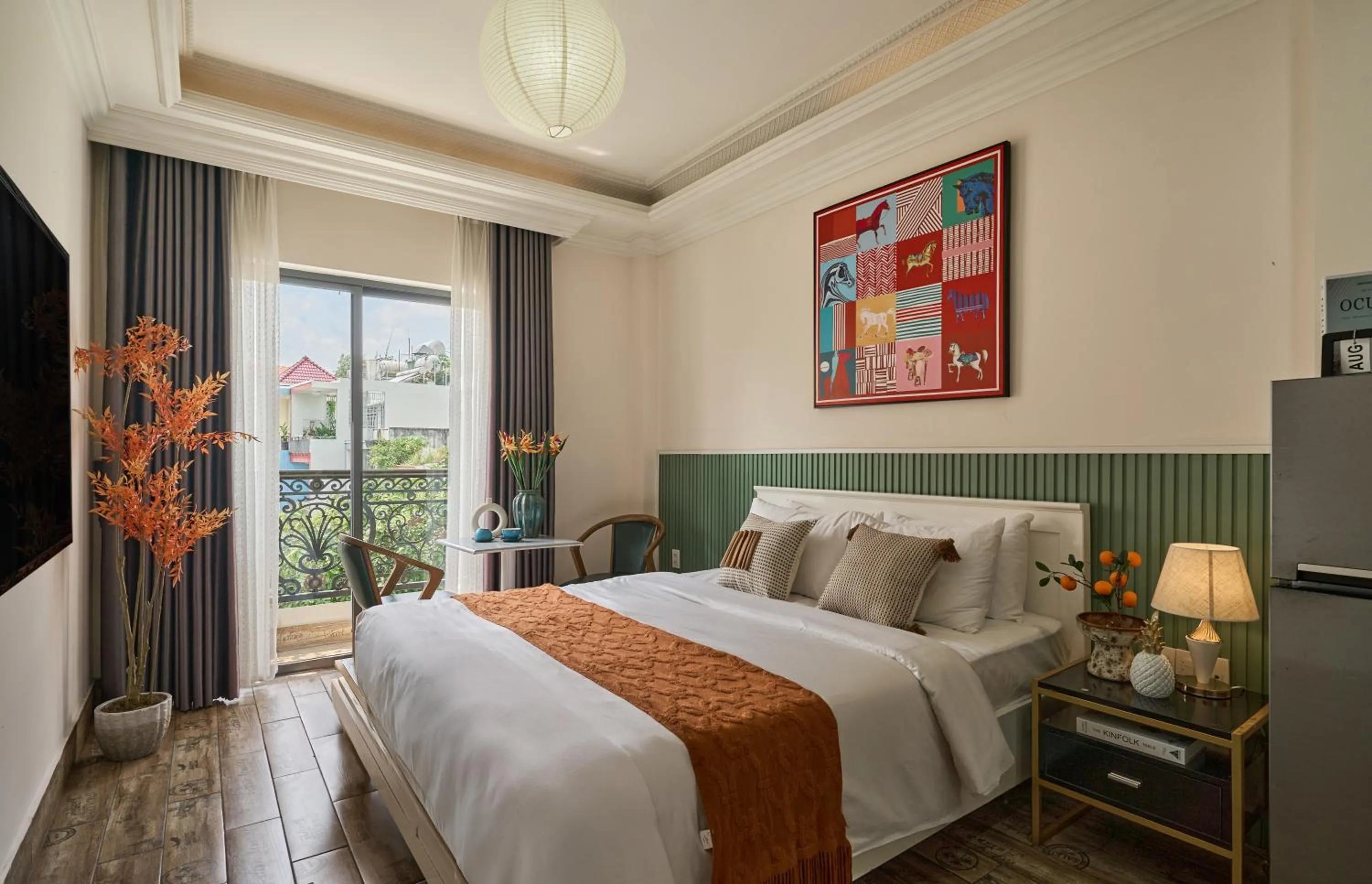 Bed in The Passion Hotel Airport - 5 minutes to Tan Son Nhat