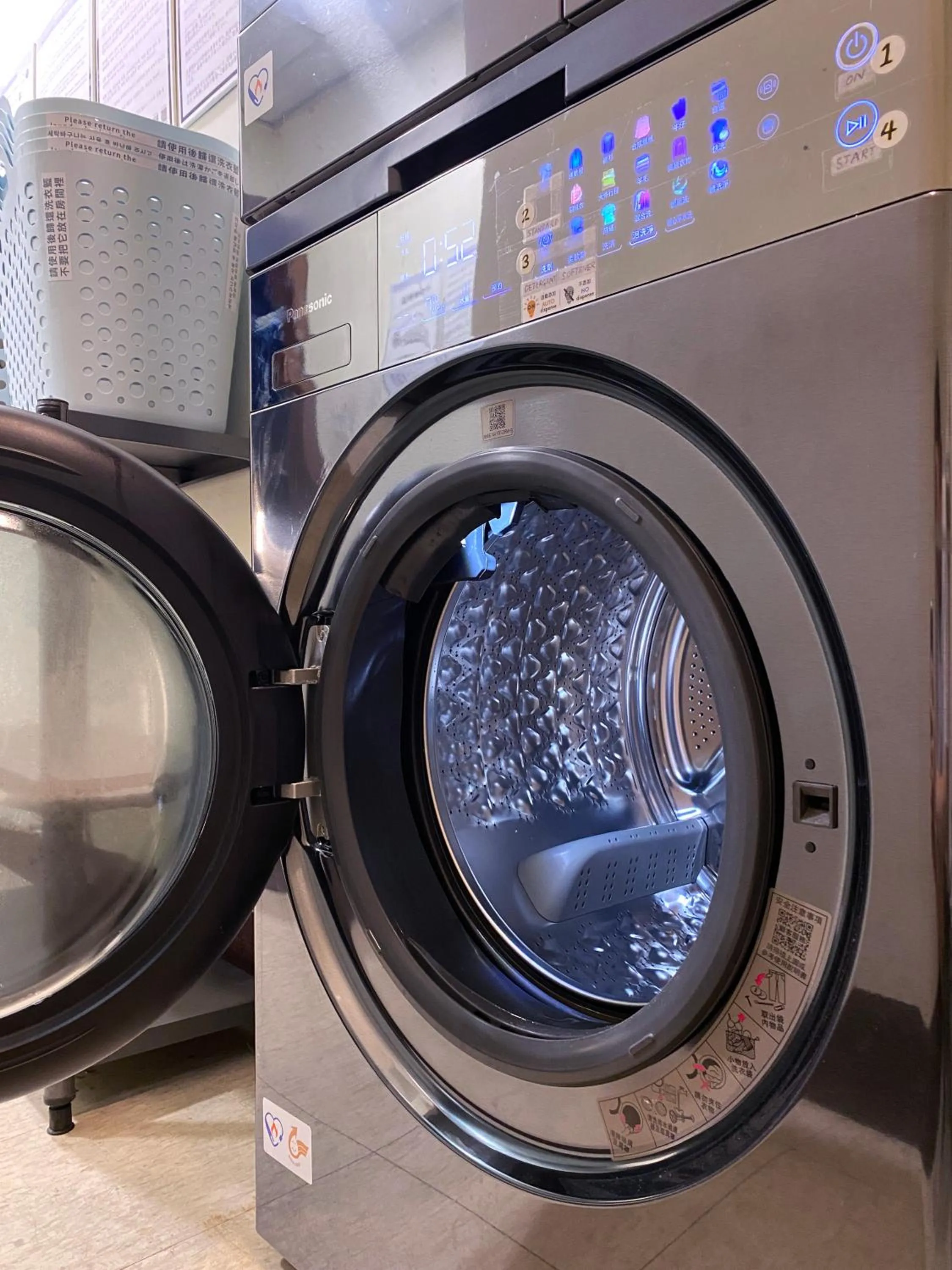 washing machine in The Blue by Just Inn