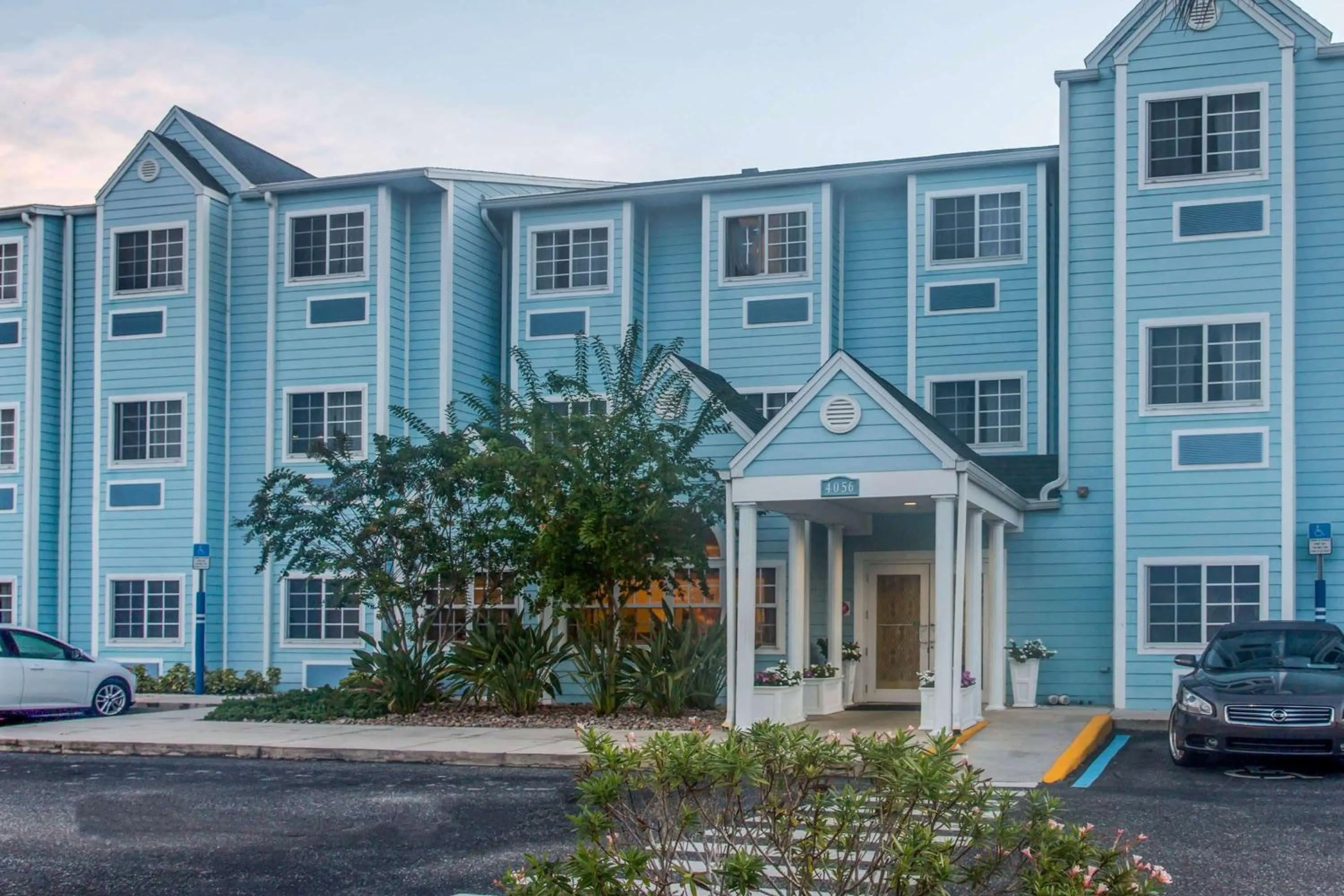 Property building in Microtel Inn & Suites by Wyndham Port Charlotte Punta Gorda